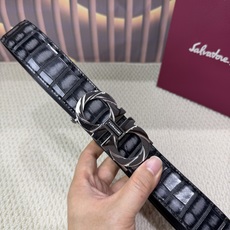 品名:Ferrgamo..菲拉格慕·腰带✈️自动带·皮带 型号:自动扣,纯钢材质自动扣,头层牛皮,自动带身 材料:🐂百分 品名:Ferrgamo..菲拉格慕·腰带✈️自动带·皮带 型号:自动扣,纯钢材质自动扣,头层牛皮,自动带身 材料:🐂百分