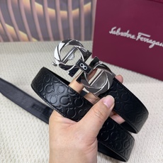 品名:Ferrgamo..菲拉格慕·腰带✈️自动带·皮带 型号:自动扣,纯钢材质自动扣,头层牛皮,自动带身 材料:🐂百分 品名:Ferrgamo..菲拉格慕·腰带✈️自动带·皮带 型号:自动扣,纯钢材质自动扣,头层牛皮,自动带身 材料:🐂百分