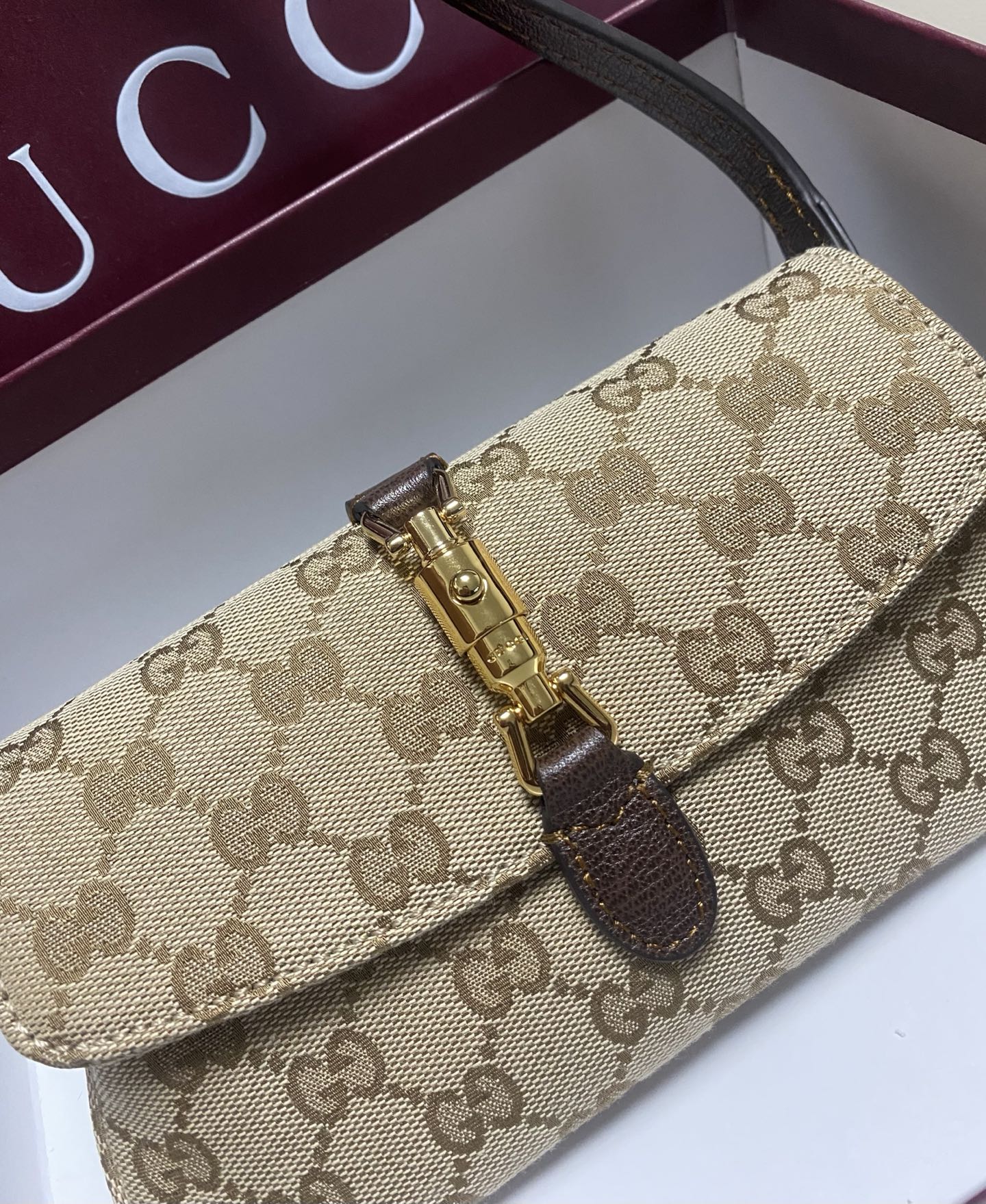 Gucci Jackie Beige GG canvas with brown leather trim 21 5cm shoulder everyday