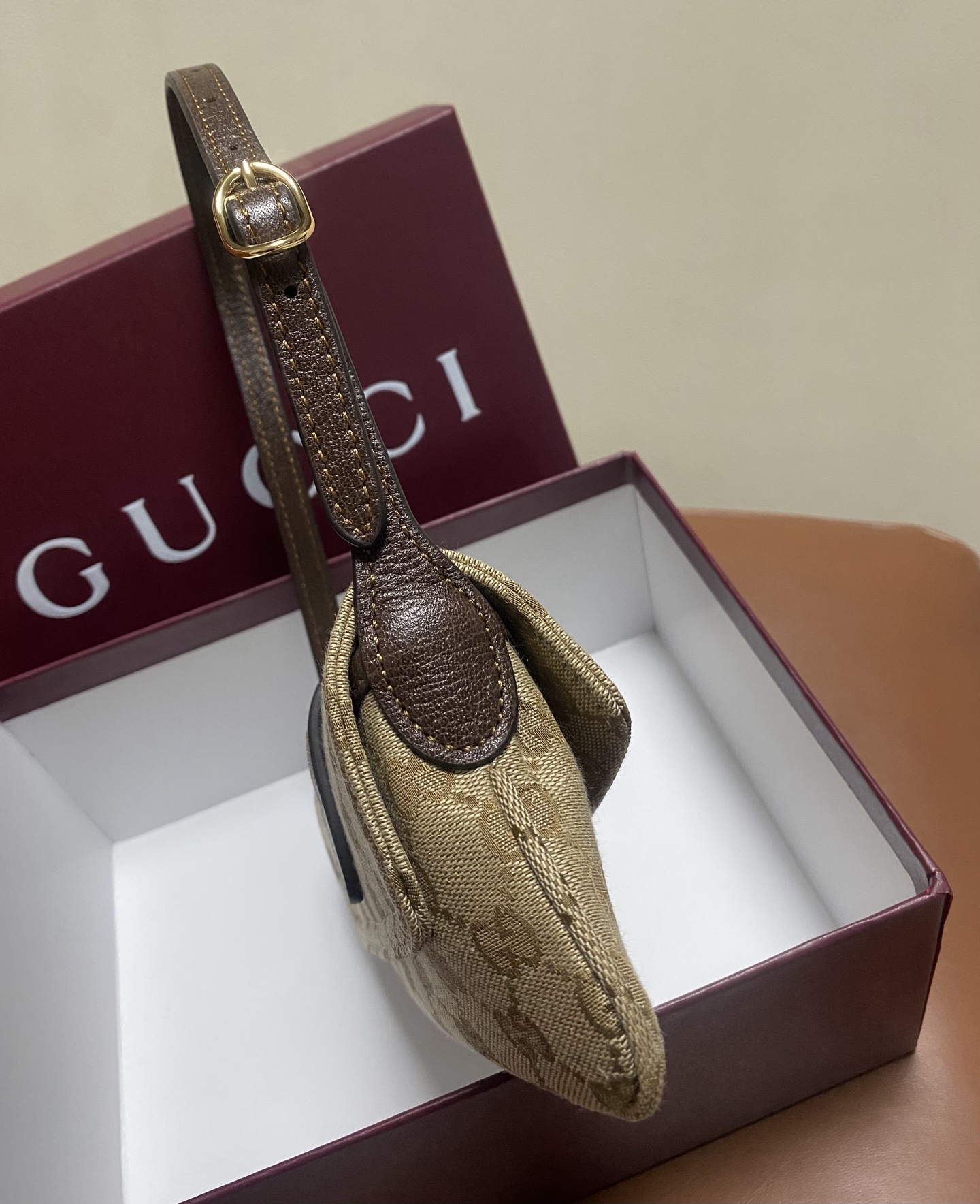Gucci Jackie Beige GG canvas with brown leather trim 21 5cm shoulder everyday