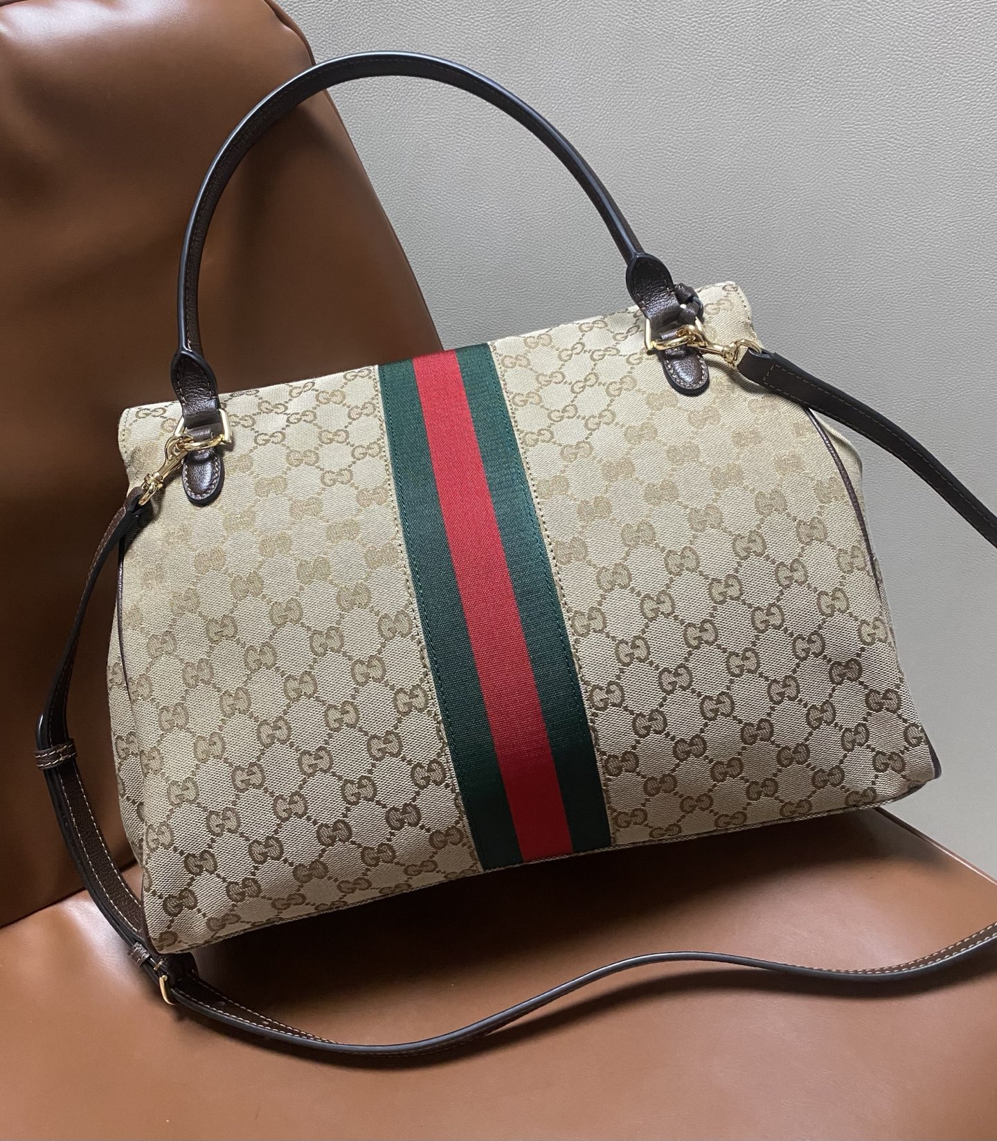Gucci 1955 Horsebit Beige Ebony GG Supreme with Web stripe 37cm shoulder everyday