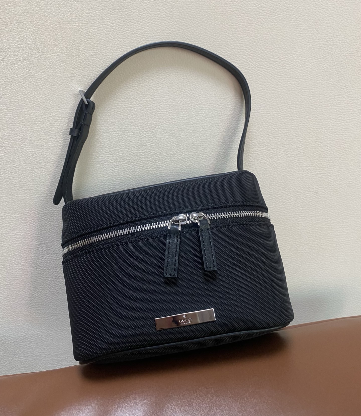 Gucci Tag Black 16cm shoulder everyday