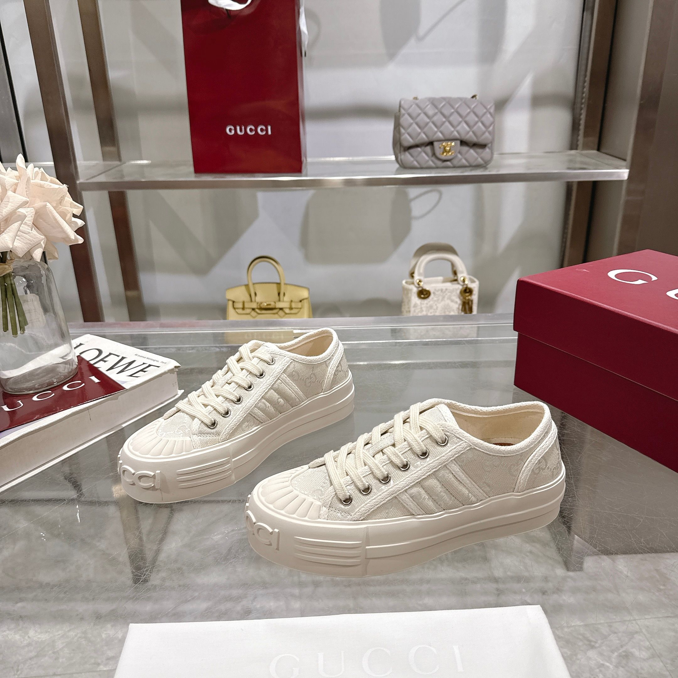 Gucci Women's White Canvas Sneakers Lace-up Comfort Fashion Shoes 2 a1743409445009 6717