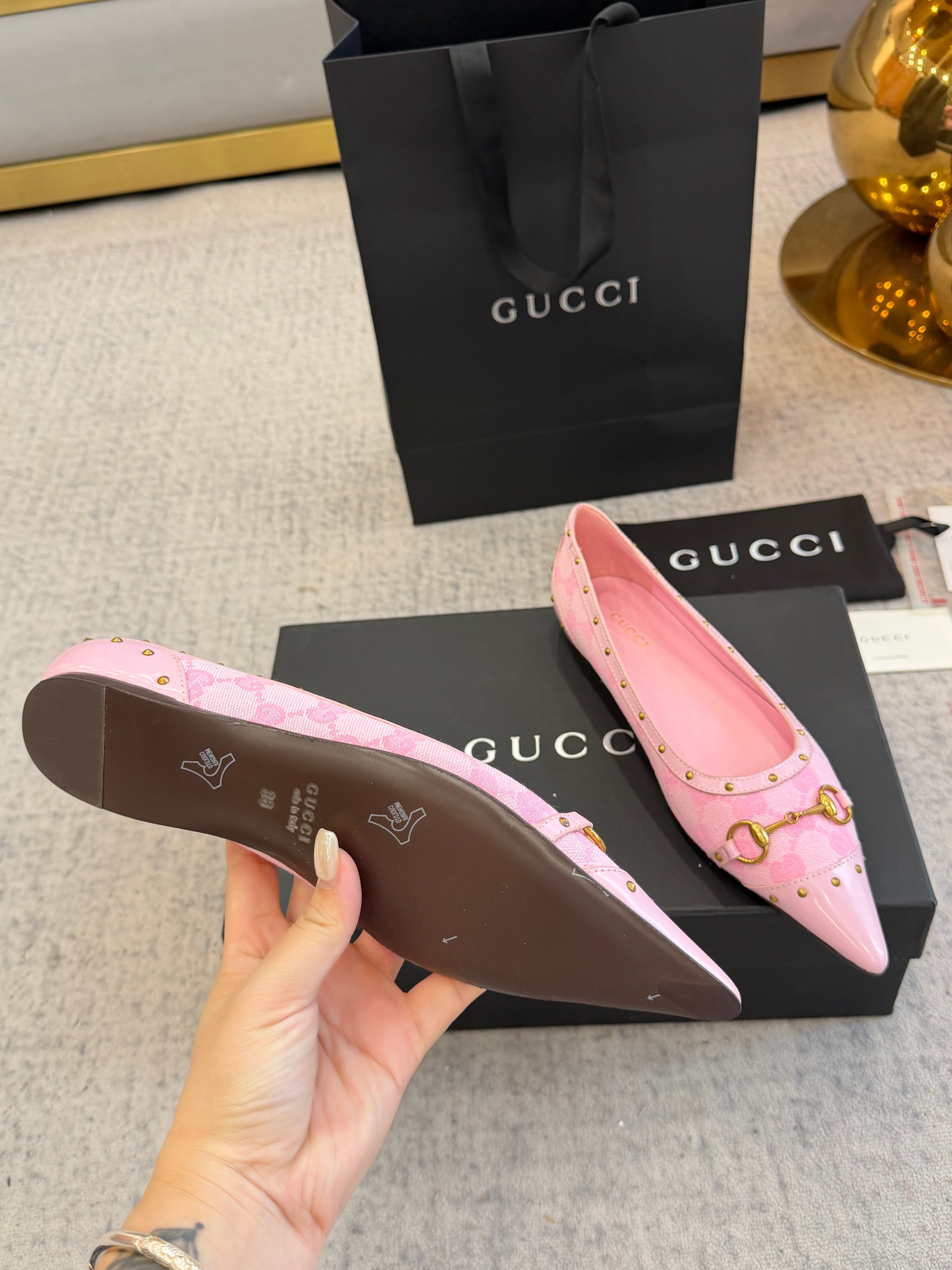 Gucci Women Shoes