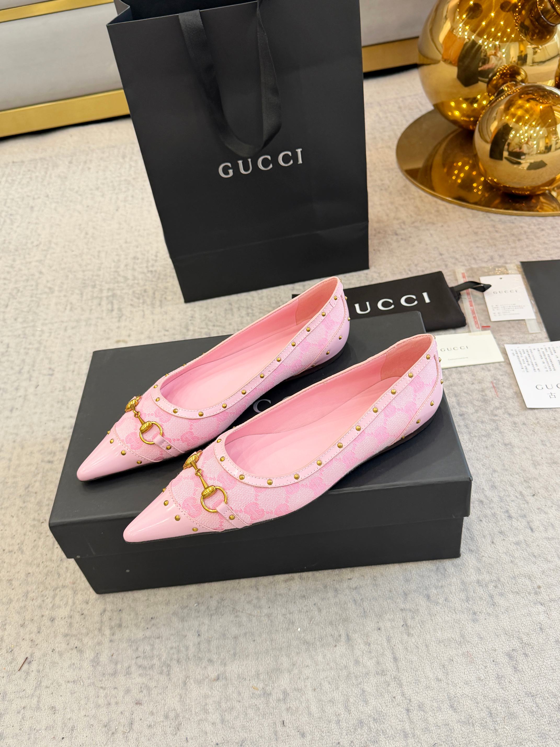 Gucci Women Shoes