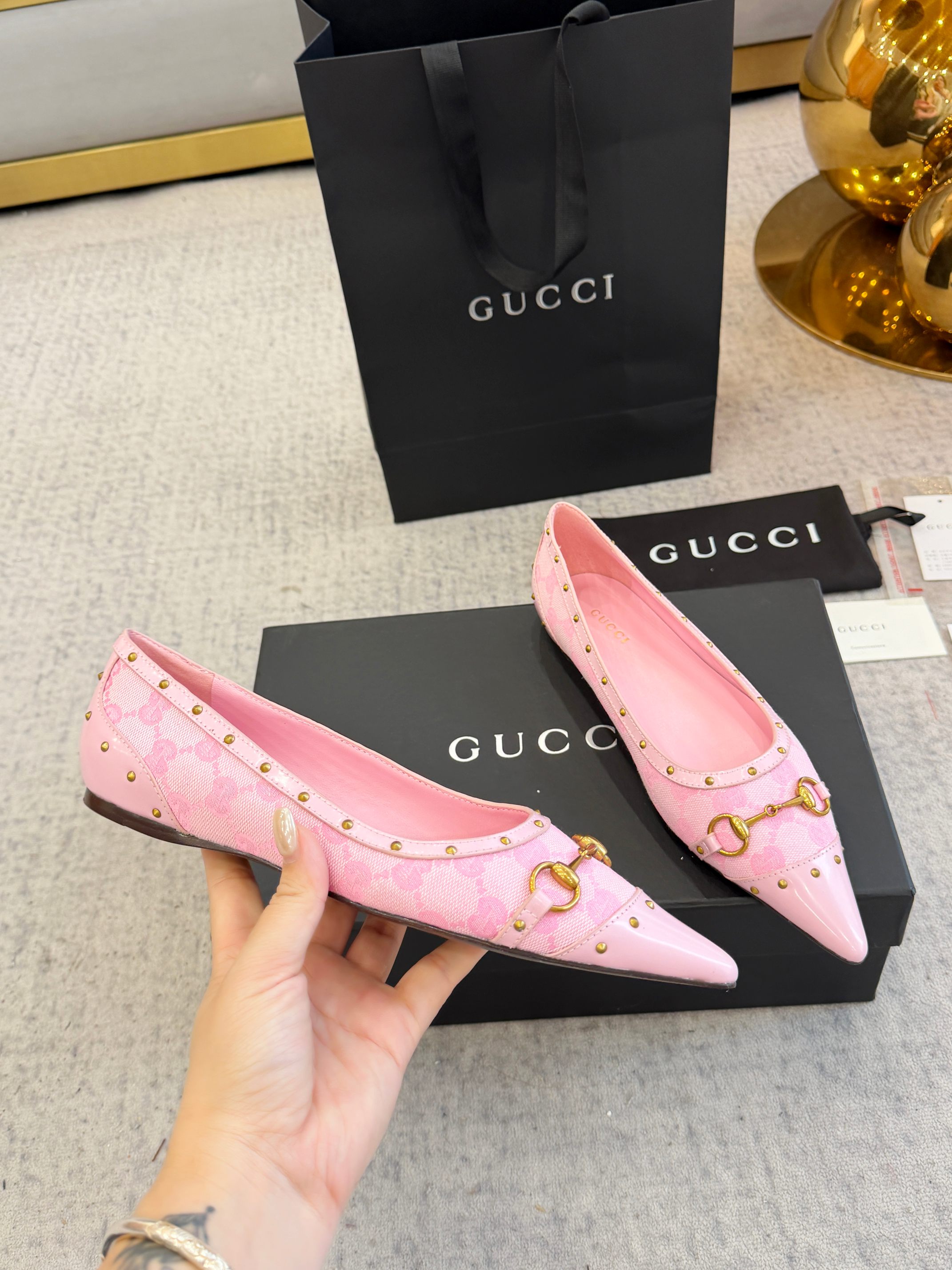 Gucci Women Shoes