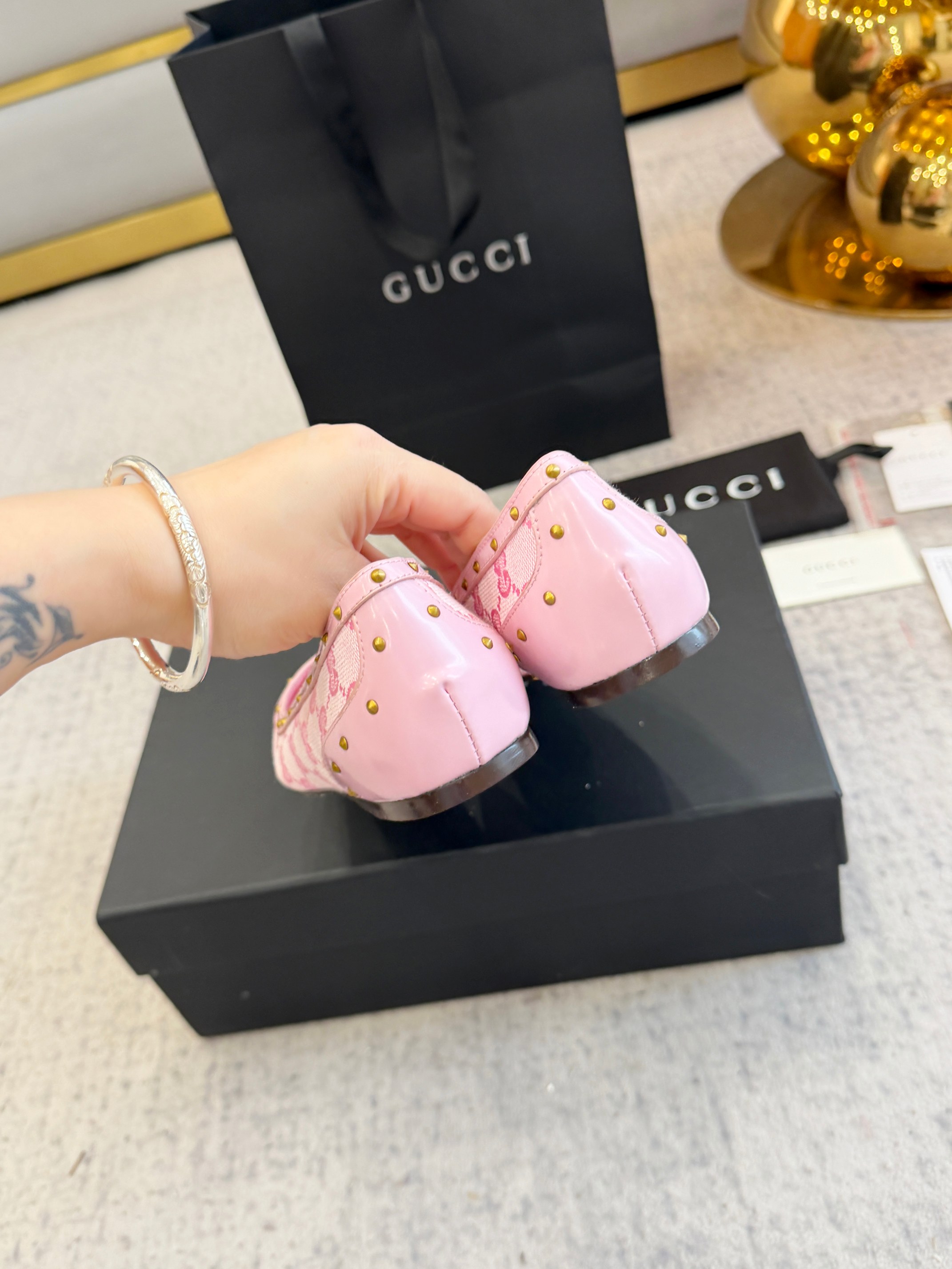 Gucci Women Shoes