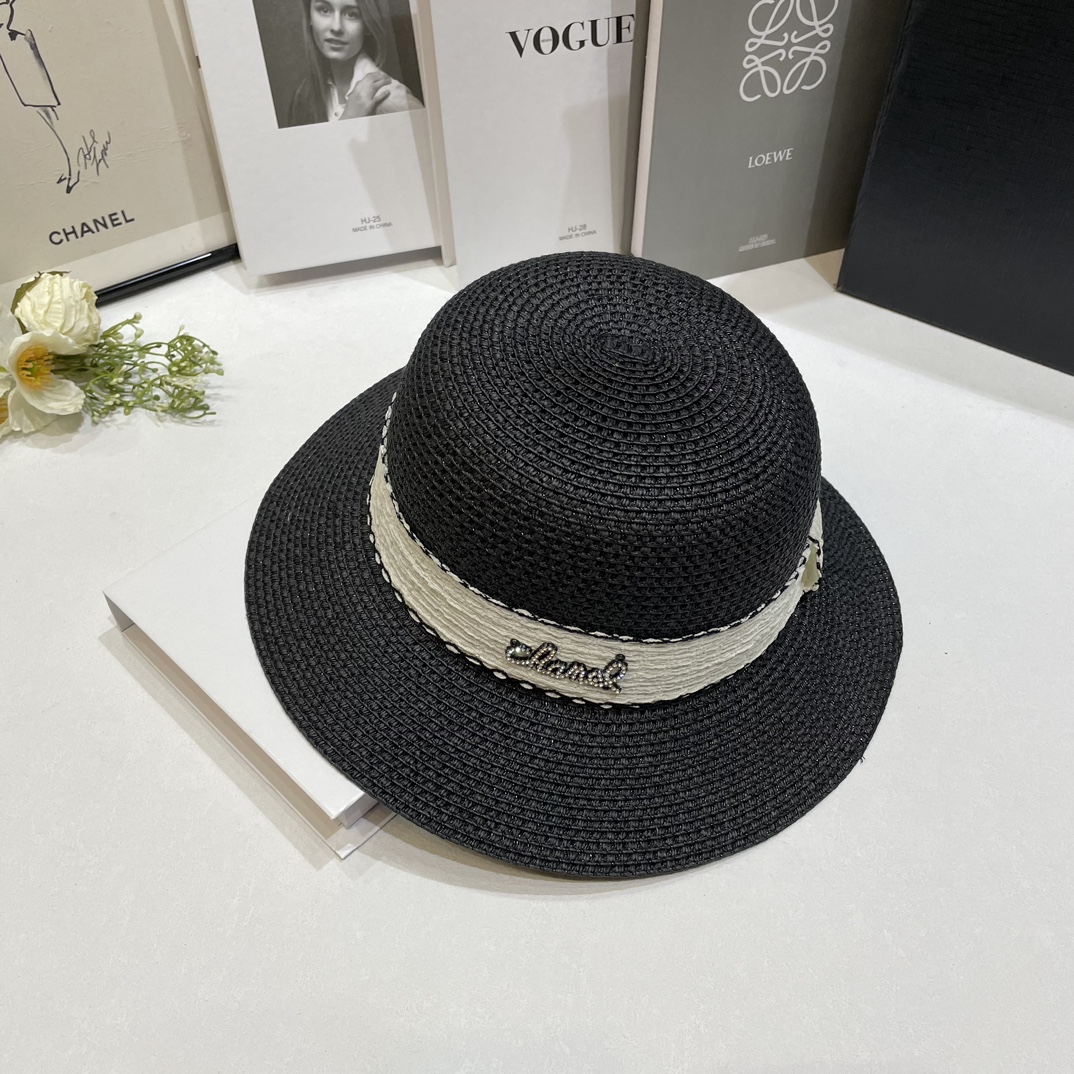 NO:205644,Special offer [CHANEL Chanel] New big brand knitted pot hat straw hat, the first choice for the seaside in summer~ New material woven~ Full texture hat Fisherman hat Baseball hat Knit hat, hat, chanel, chanel, espadrilles, hats19860909特价【CHANEL香奈儿】 新款大牌编织盆帽草帽 夏天海边首选～ 新款材质编织而成～质感满分帽子渔夫帽棒球帽针织帽,帽子,chanel,chanel,espadrilles,hats,hat