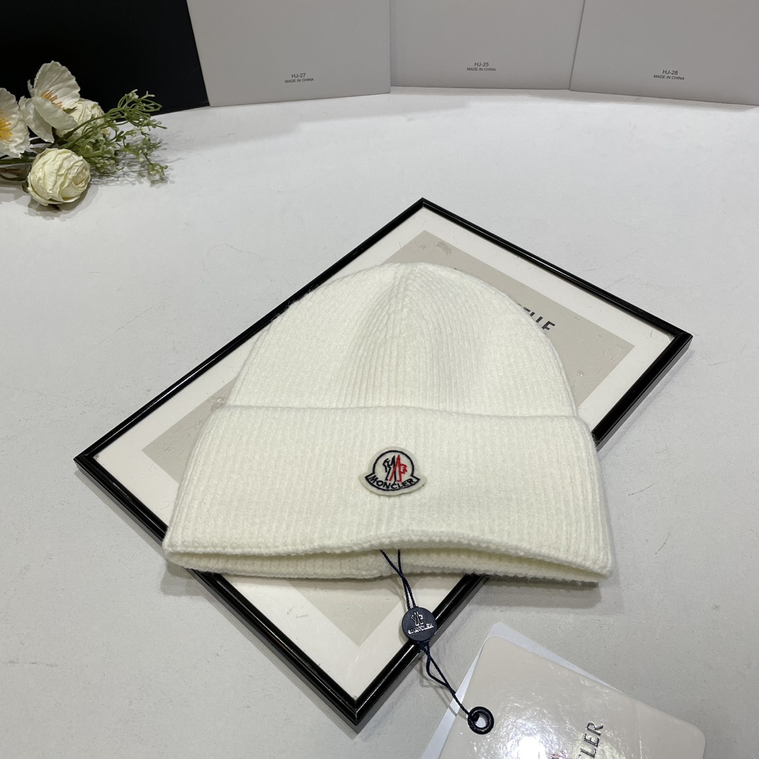 NO:215194,Special offer with dust bag [MONCLER cover] New knitted wool hat in autumn and winter, big brand simple ~ essential hats for autumn and winter wear fisherman hat baseball hat knit hat, hat, christian louboutin, Moncler, espadrilles, hats19860909特价配防尘袋【MONCLER蒙口】秋冬新款针织毛线帽,大牌简约～秋冬穿搭必备帽子渔夫帽棒球帽针织帽,帽子,christian louboutin,Moncler,espadrilles,hats,hat