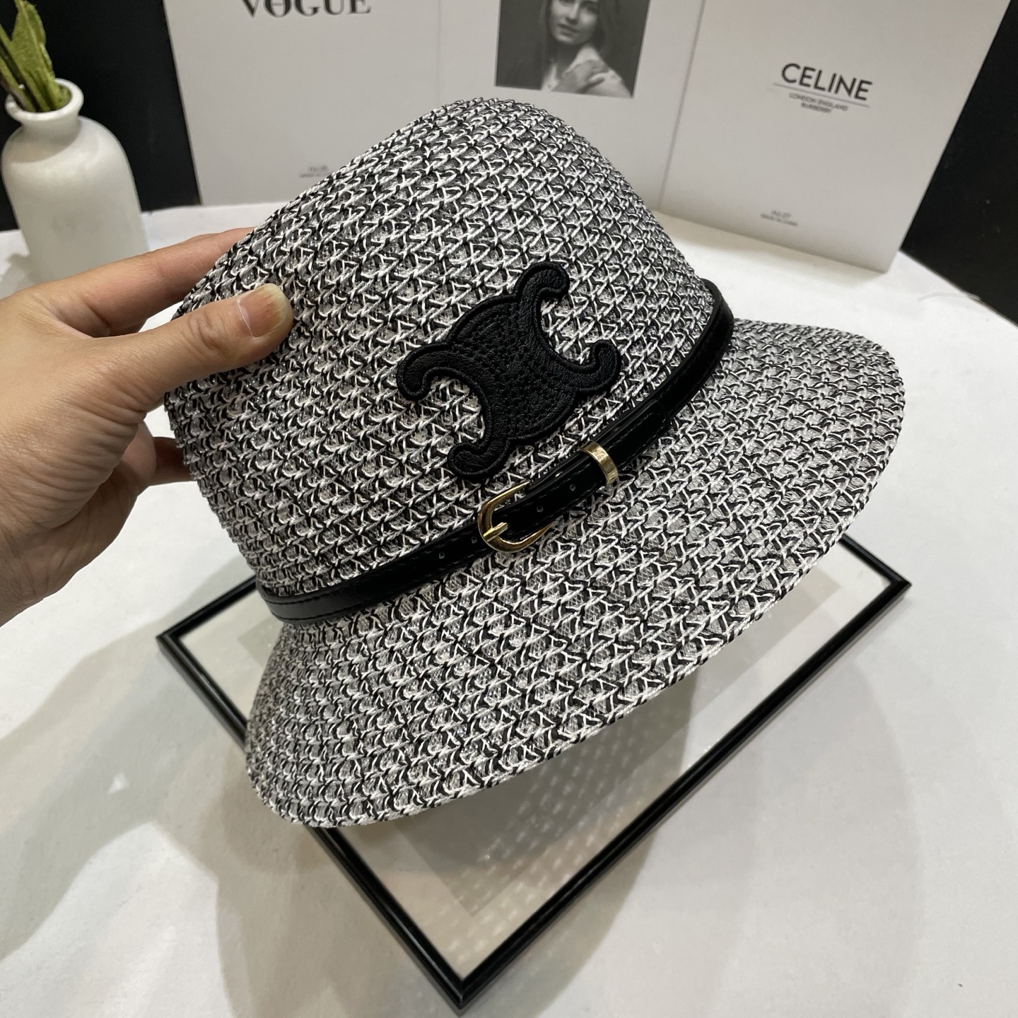 💛配防尘袋【CELINE赛琳】2025新款草编皮带沙滩帽草帽，度假休闲必备，优雅大方的一款