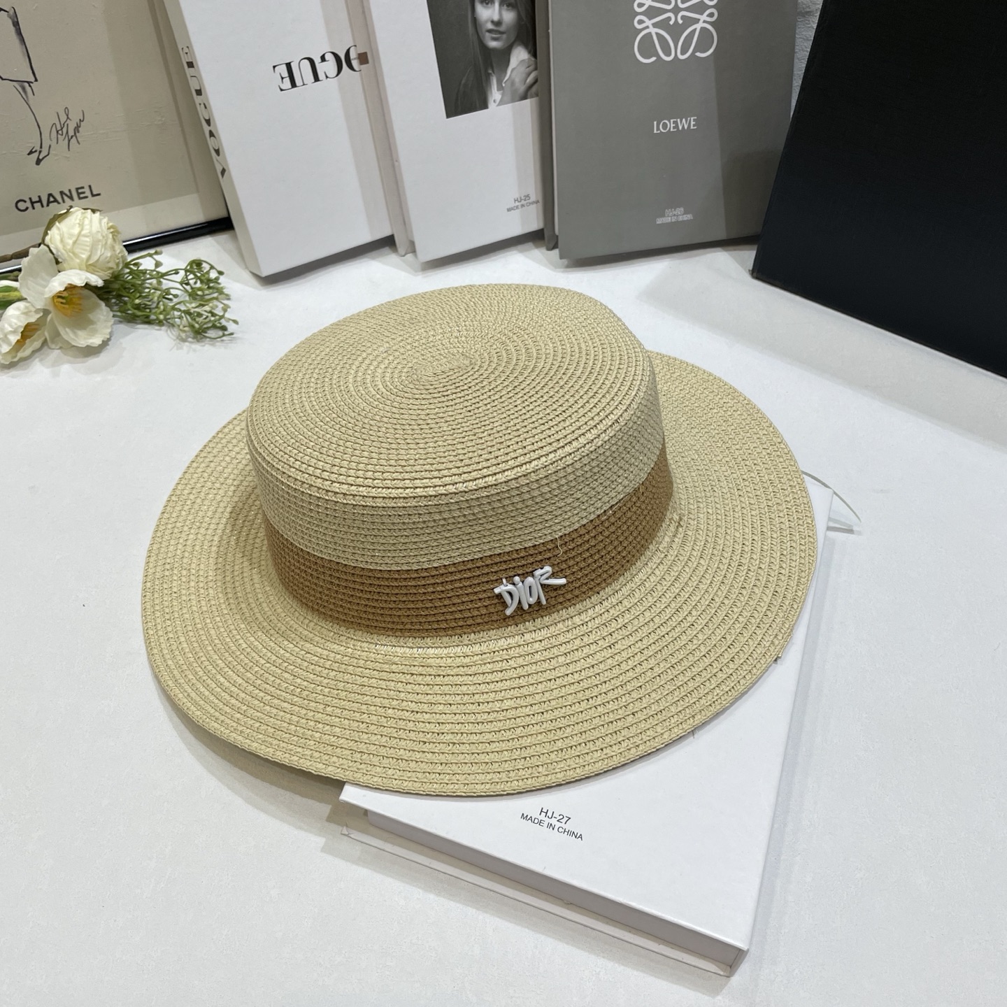 NO:226319,Special offer with dust bag. [DIOR] 2025 new webbing vacation style pot hat straw hat, travel products new straw hat, hat, dior, dior, hats19860909特价配防尘袋.【DIOR迪奥】2025新款织带款款度假风盆帽草帽,出街旅行单品新款草帽,帽子,dior,dior,hats,hat