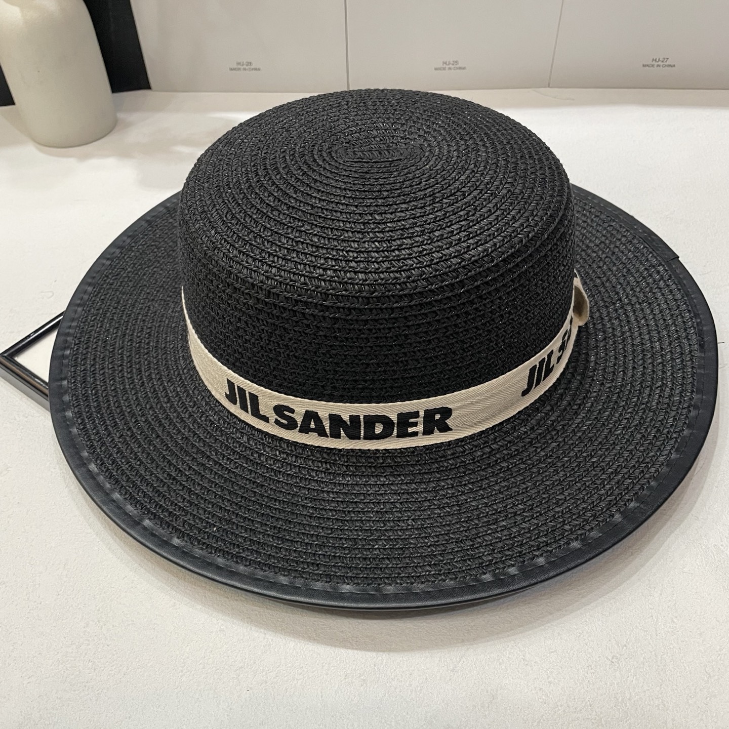 NO:347682,Special offer with dust bag 2025 new small fragrance style top hat flat top straw hat, must-have for going out, adjustable rope hat, straw hat fisherman hat baseball hat, hat, espadrilles, hats特价配防尘袋2025新款小香风大沿礼帽平顶草帽,出街必备超好搭配,有调节绳帽子草帽渔夫帽棒球帽,帽子,espadrilles,hats,hat