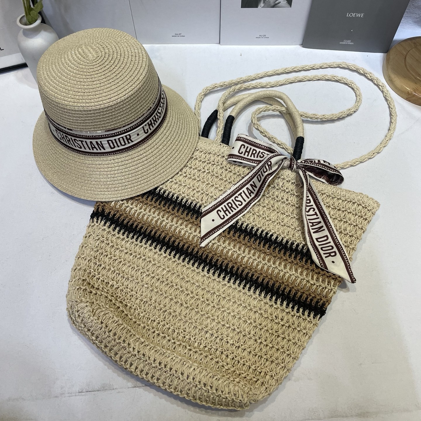 Dior 新款包包帽子两件套
