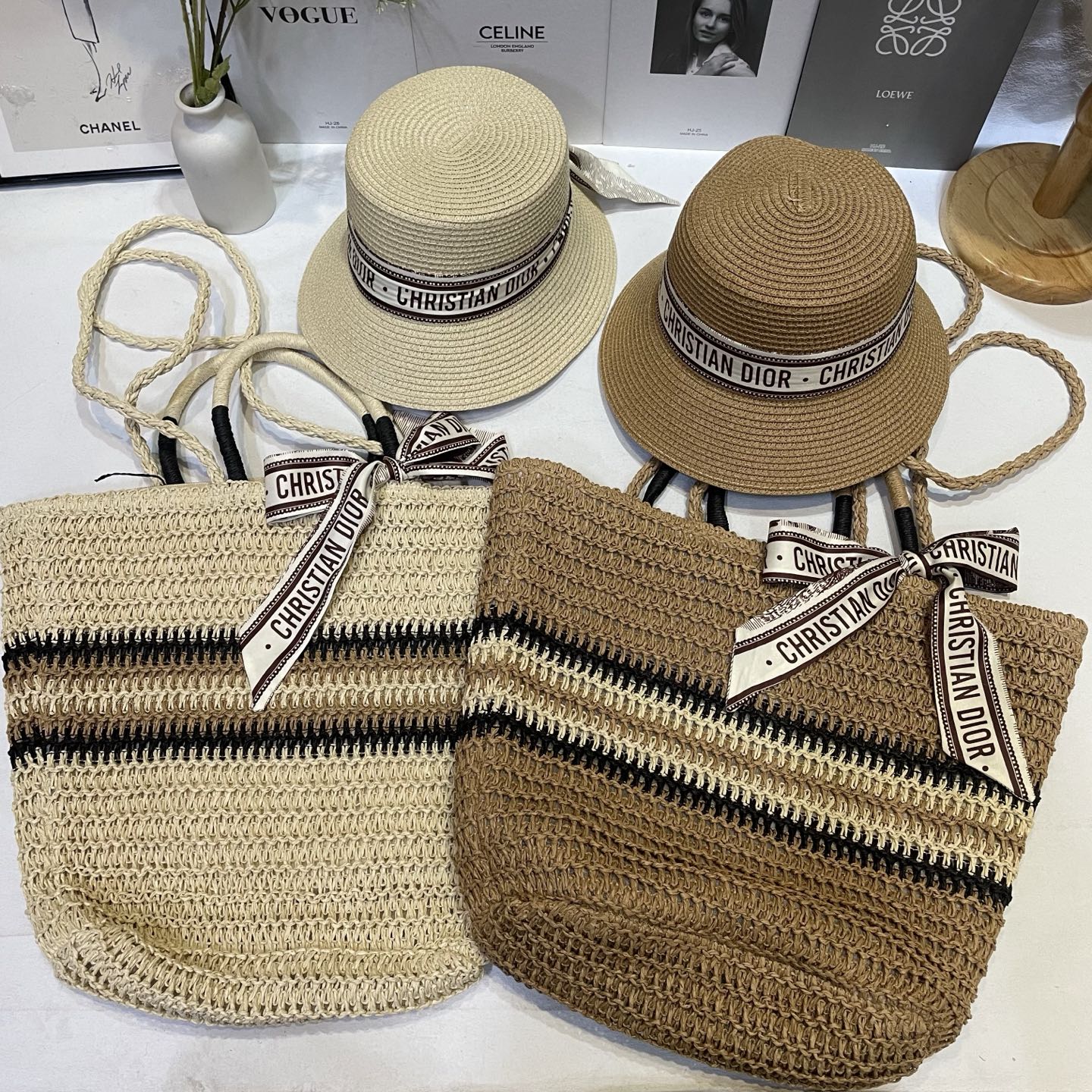 Dior 新款包包帽子两件套