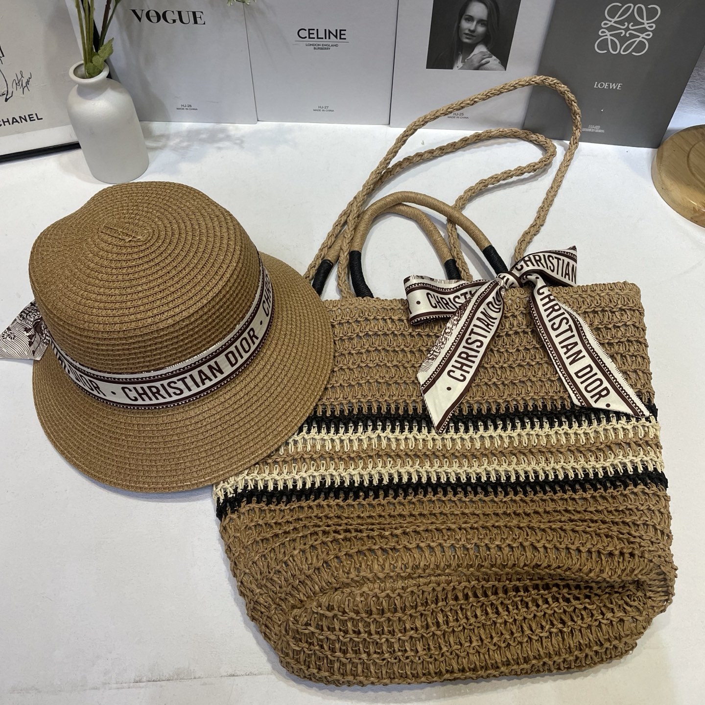 Dior 新款包包帽子两件套
