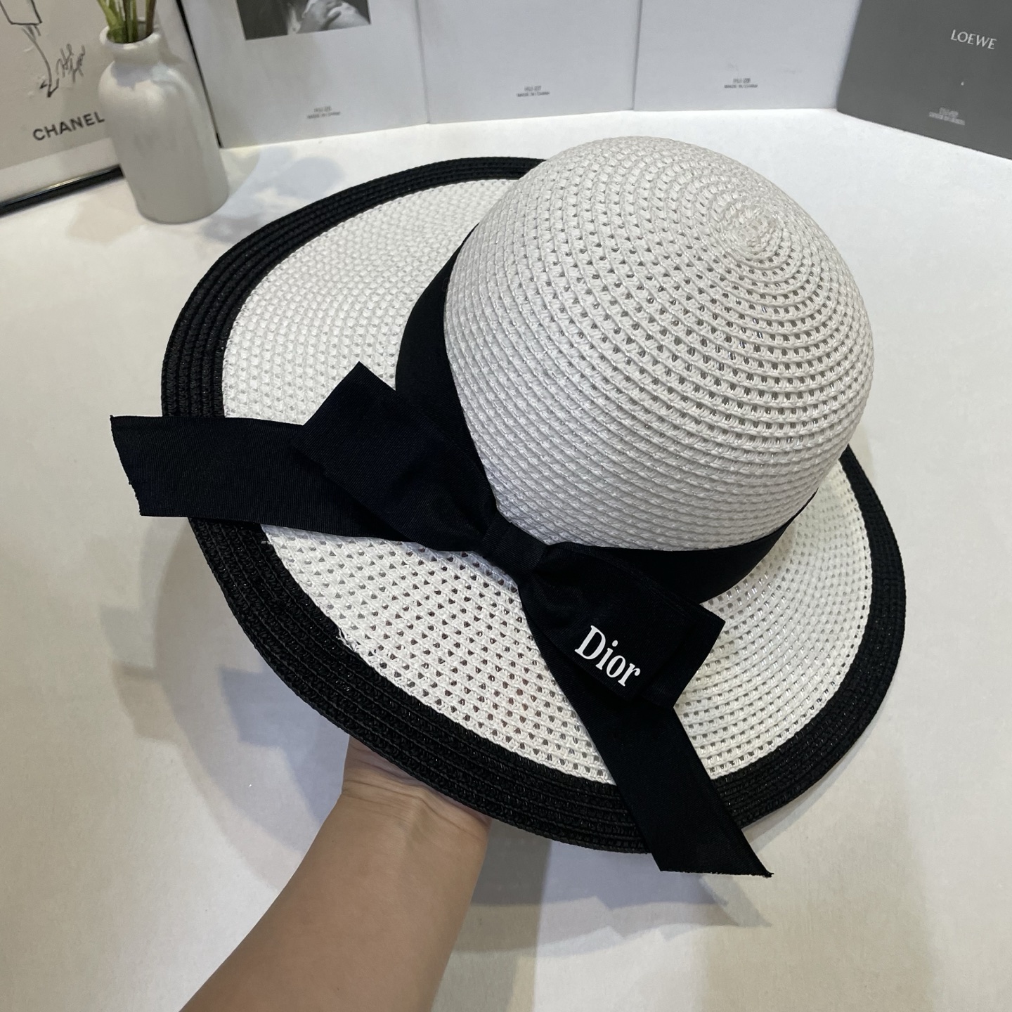 Dior 出游 遮阳神器