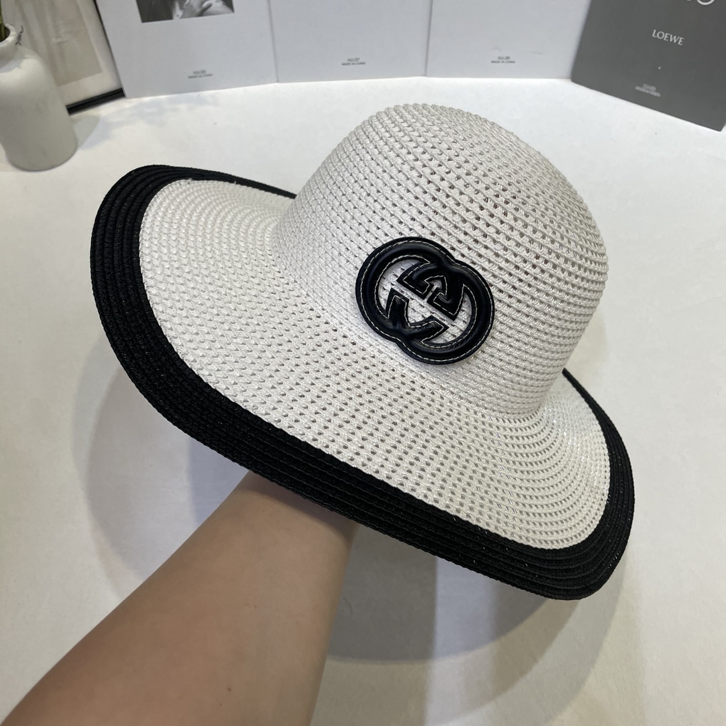 Gucci 出游 遮阳神器