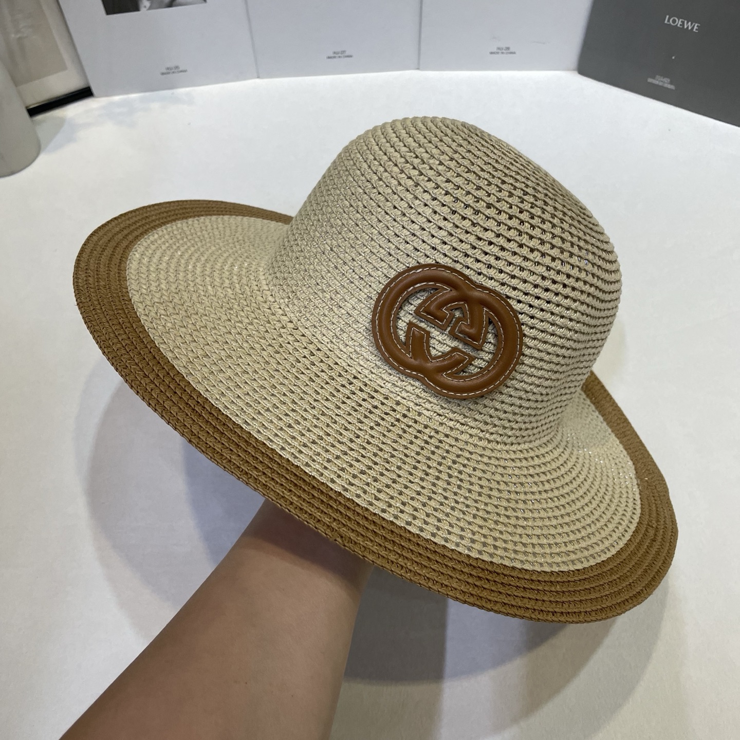 Gucci 出游 遮阳神器