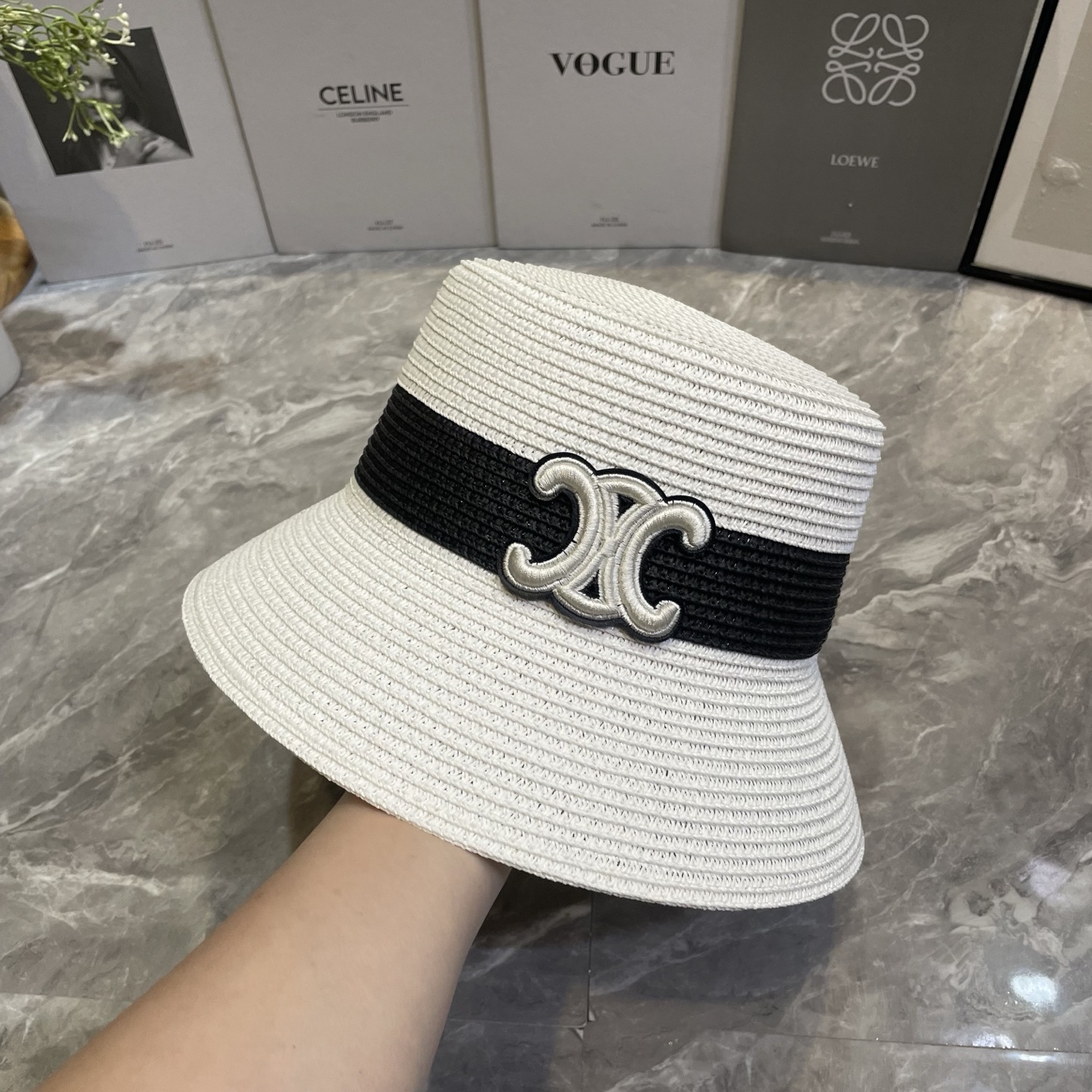 Celine 新款拼色草帽