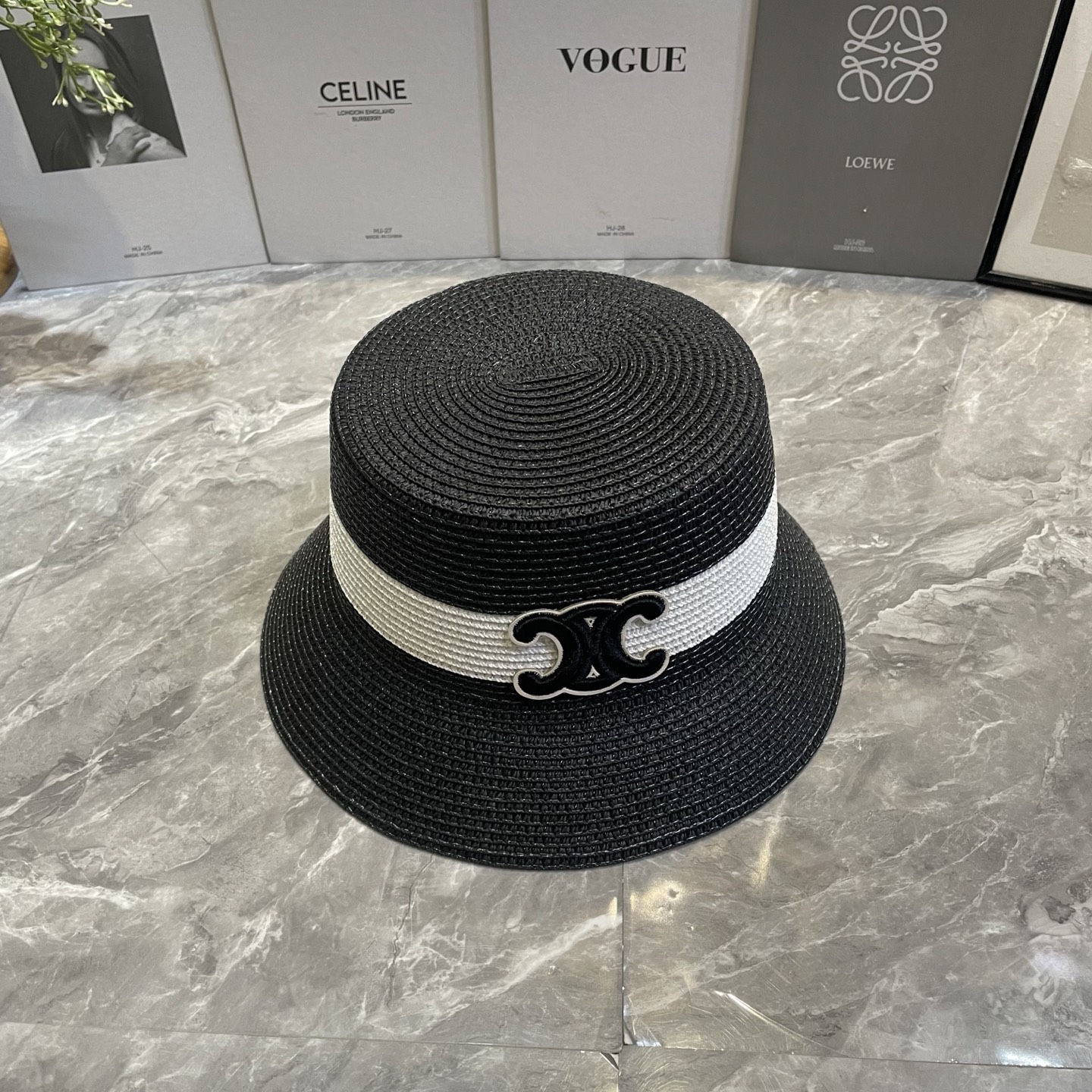 Celine 新款拼色草帽