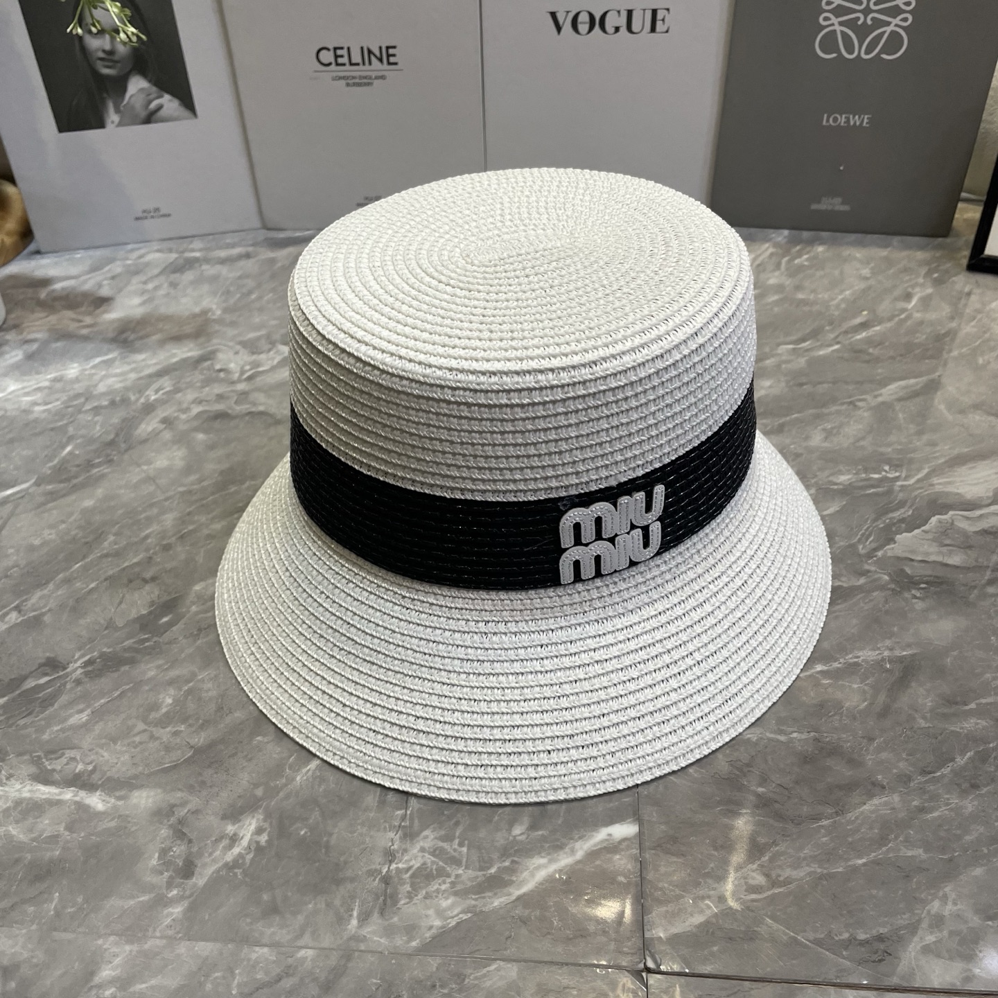 Miu Miu 新款拼色草帽