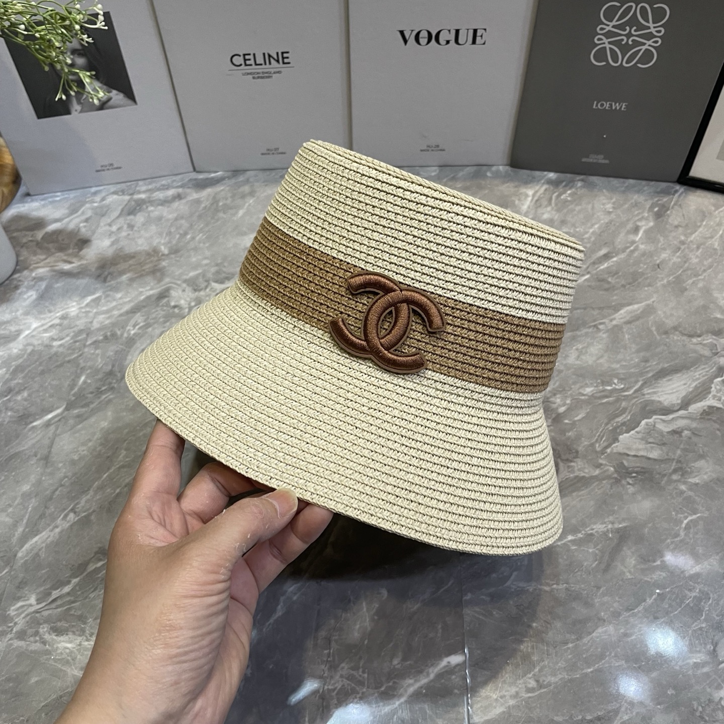 Chanel 新款拼色草帽