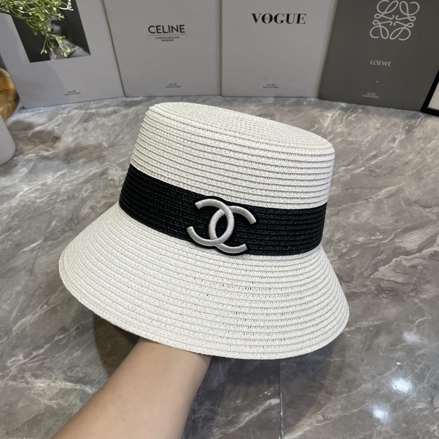 Chanel 新款拼色草帽