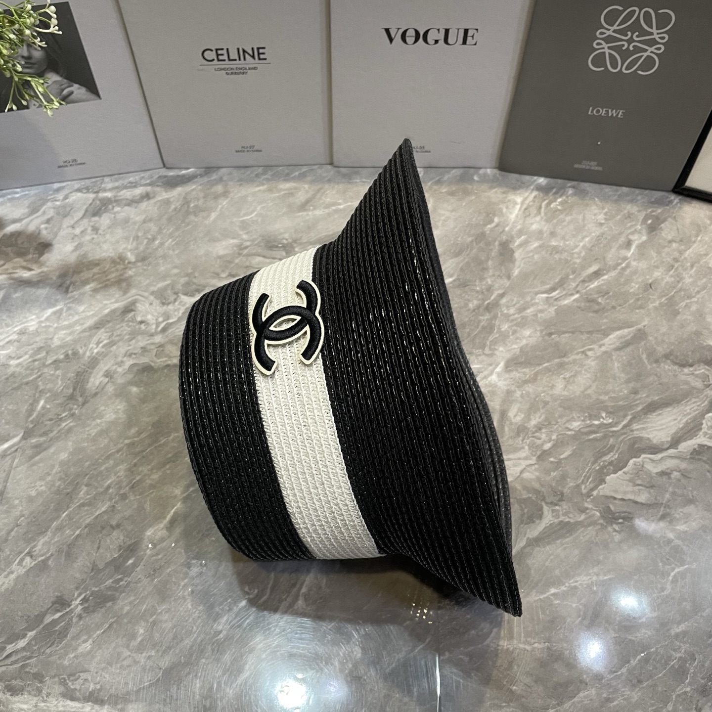 Chanel 新款拼色草帽