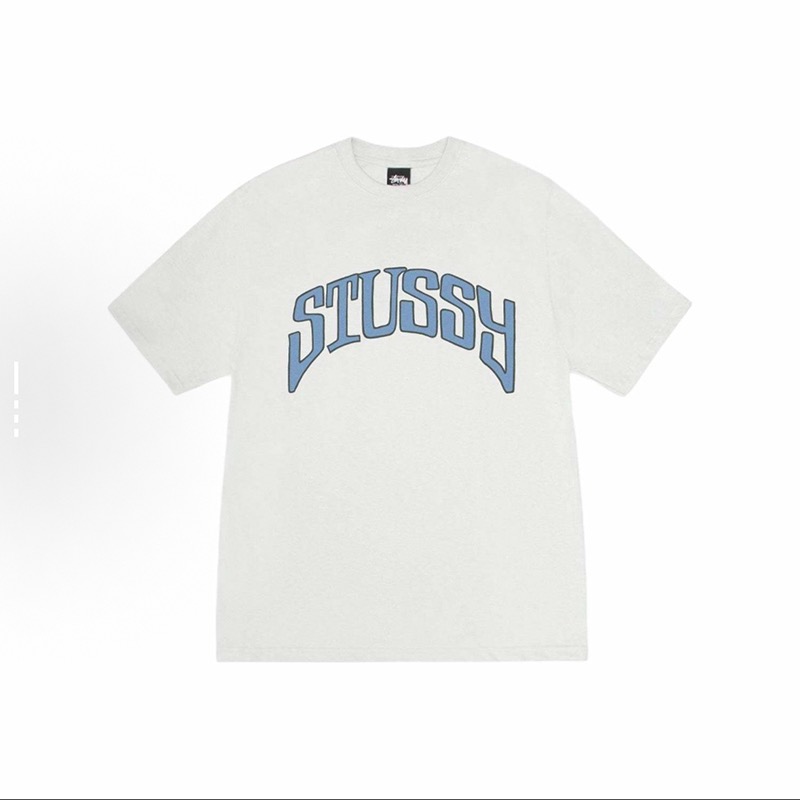 P40 STUSSY SS25 camiseta de manga corta unisex con estampado de letras arqueadas 230g algodón puro versión co…
