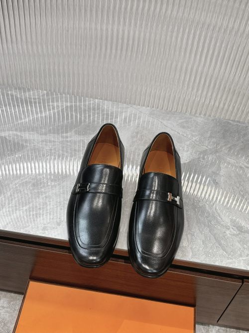 Men's Premium Leather Loafers with Buckle Detail - Durable & Comfortable 1 Men's Premium Leather Loafers with Buckle Detail - Durable & Comfortable