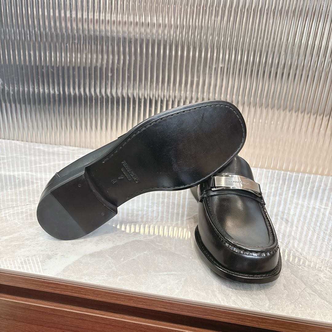 Ferragamo Men's Black Leather Loafers with Silver-Tone Hardware 7 i1735849936185 5395 0 5