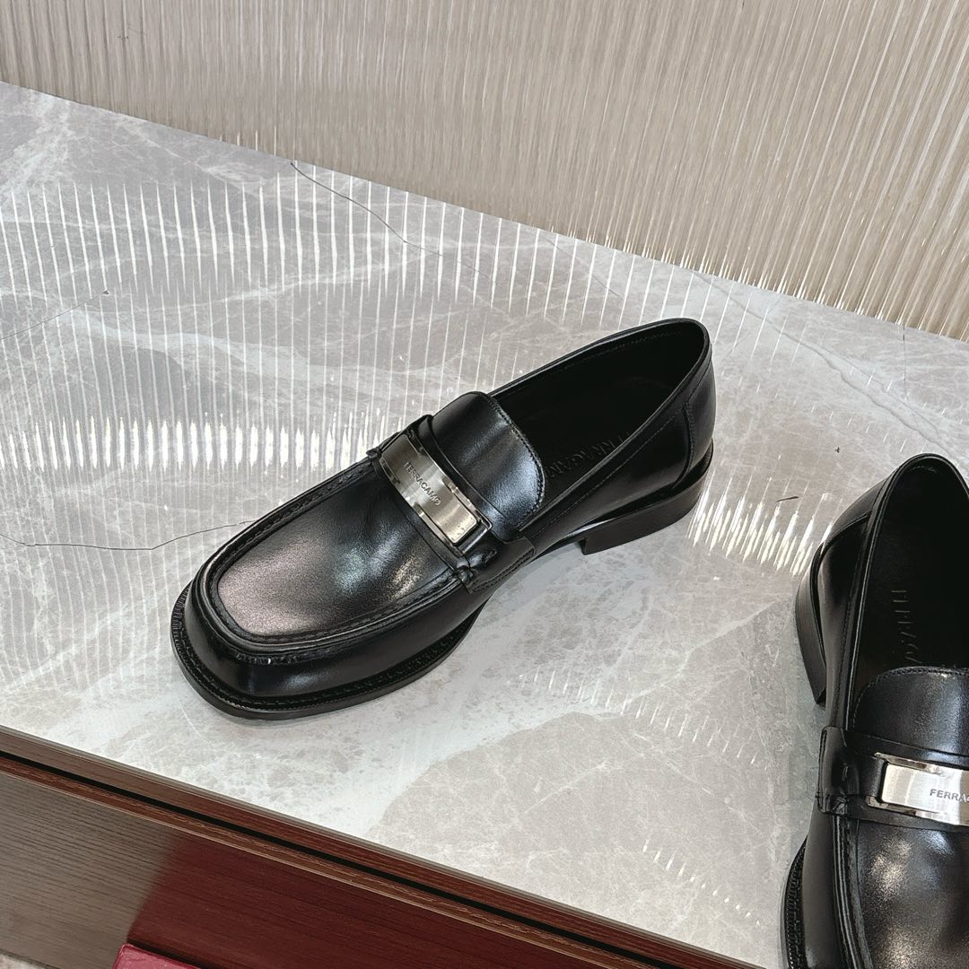 Ferragamo Men's Black Leather Loafers with Silver-Tone Hardware 5 i1735849936314 6457 0 3