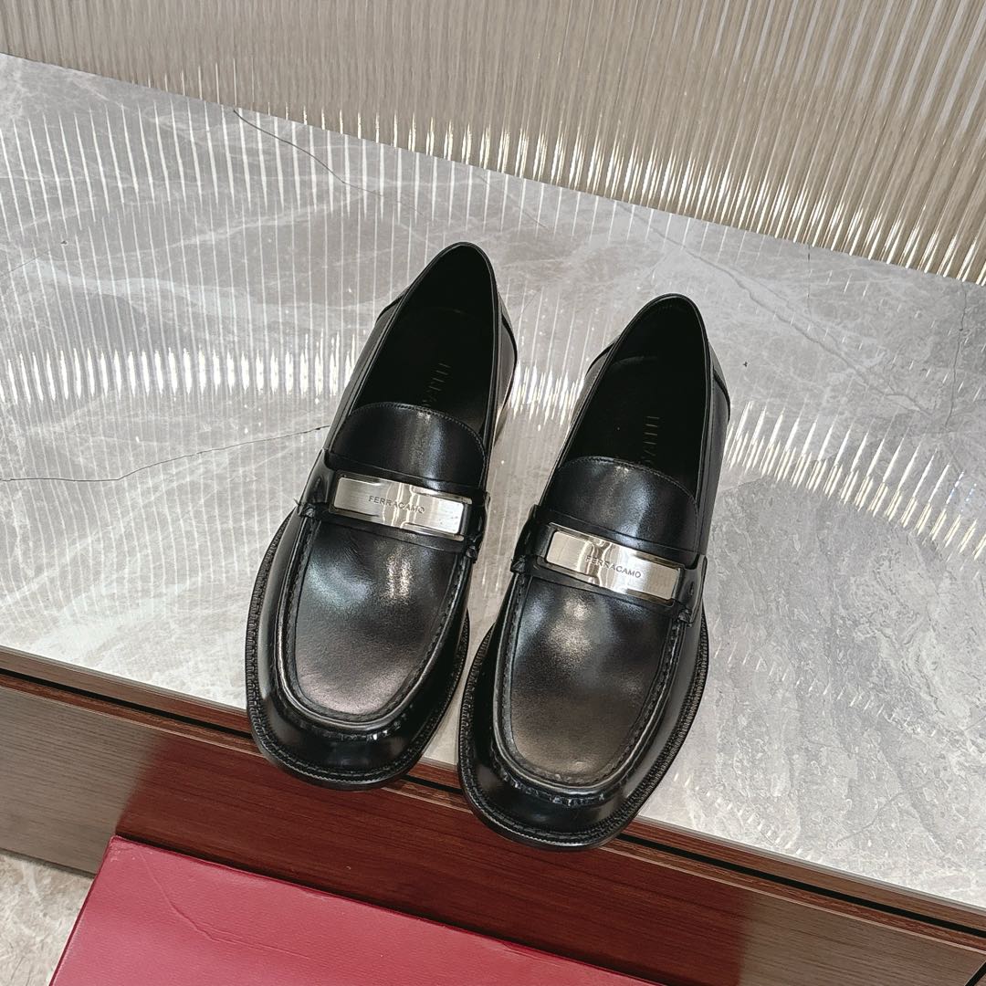 Ferragamo Men's Black Leather Loafers with Silver-Tone Hardware 2 i1735849936447 7259 0 0