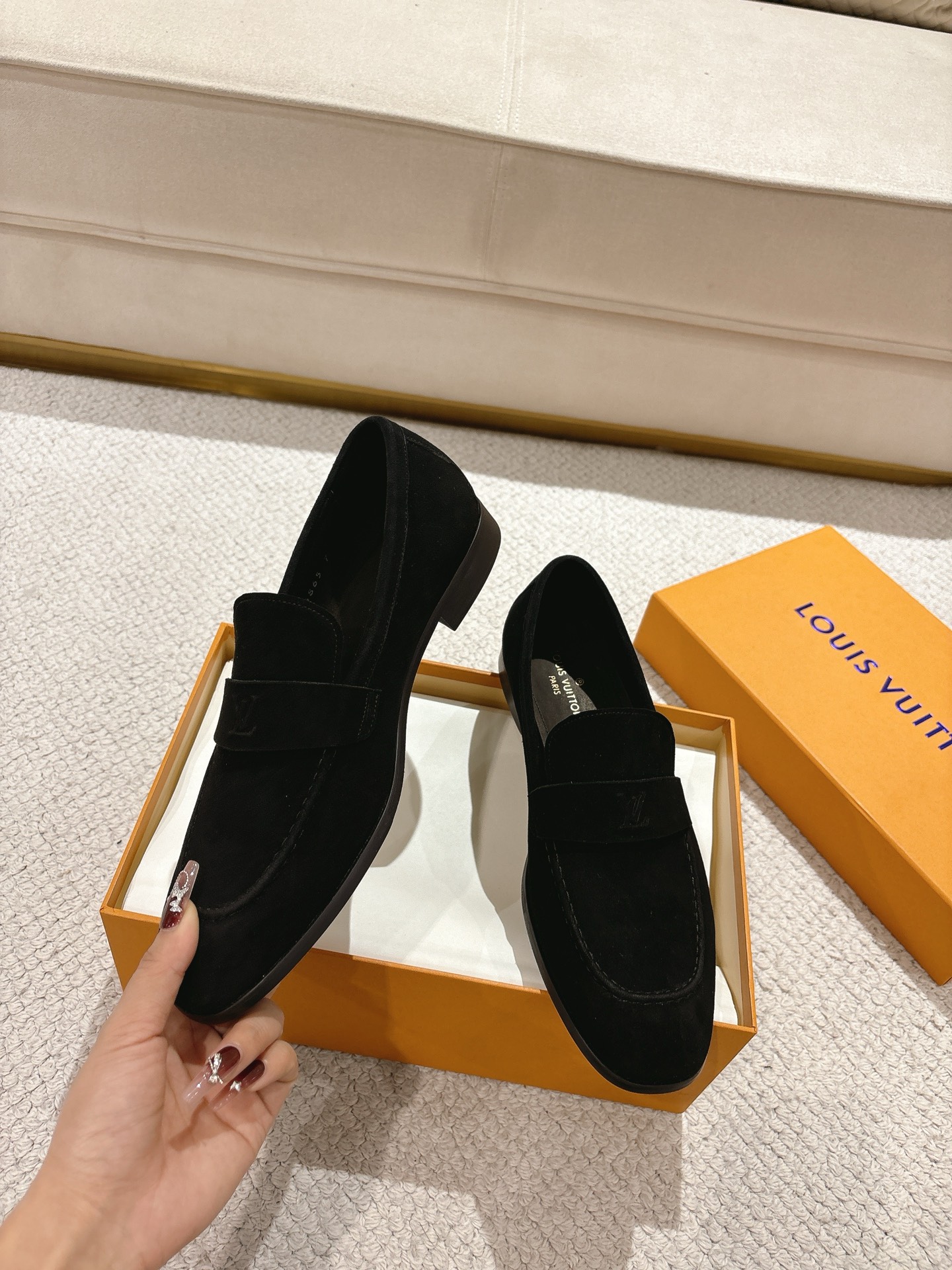 Louis Vuitton Men's Black Leather Loafers with Monogram Accent 5 i1745523182024 1584 0 3