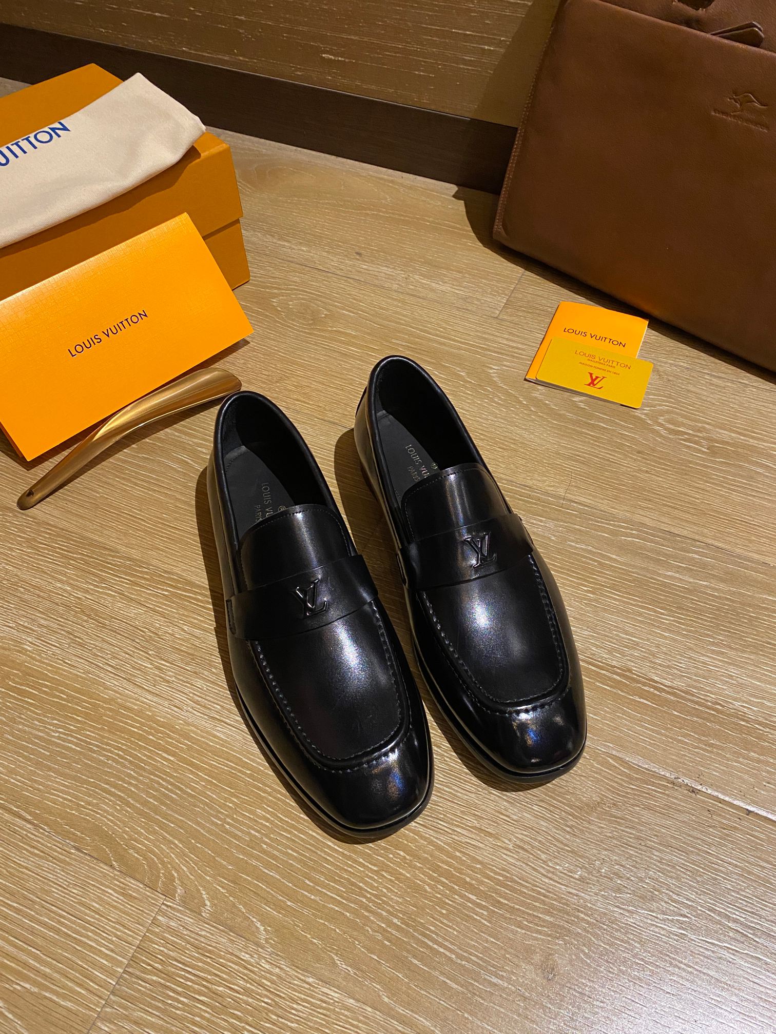 Louis Vuitton Leather Loafers, Business-Casual Style, Available in Multiple Sizes
