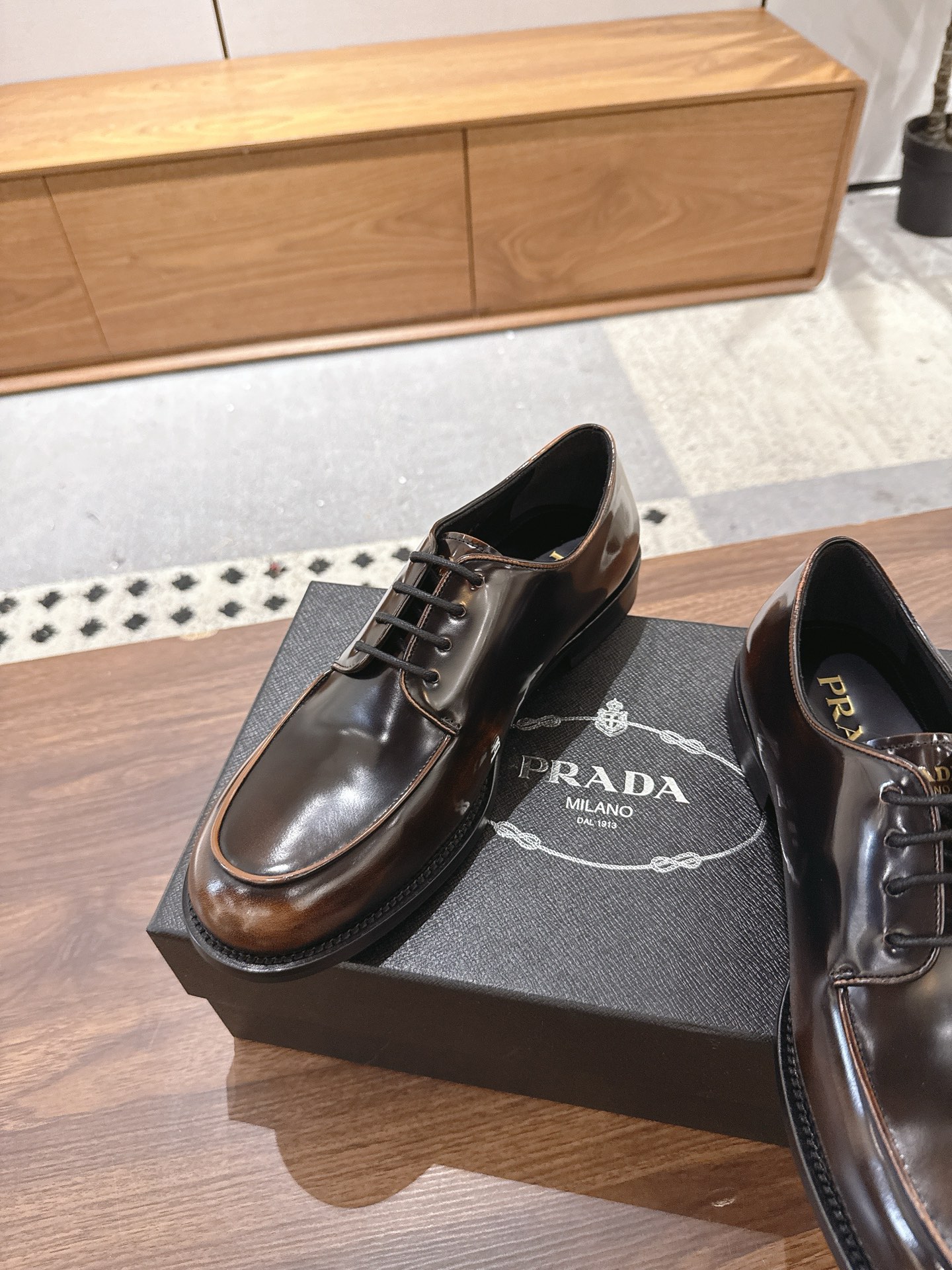 Prada Men's Leather Oxford Shoes - Premium Quality & Classic Design 7 i1753044861767 1654 0 4