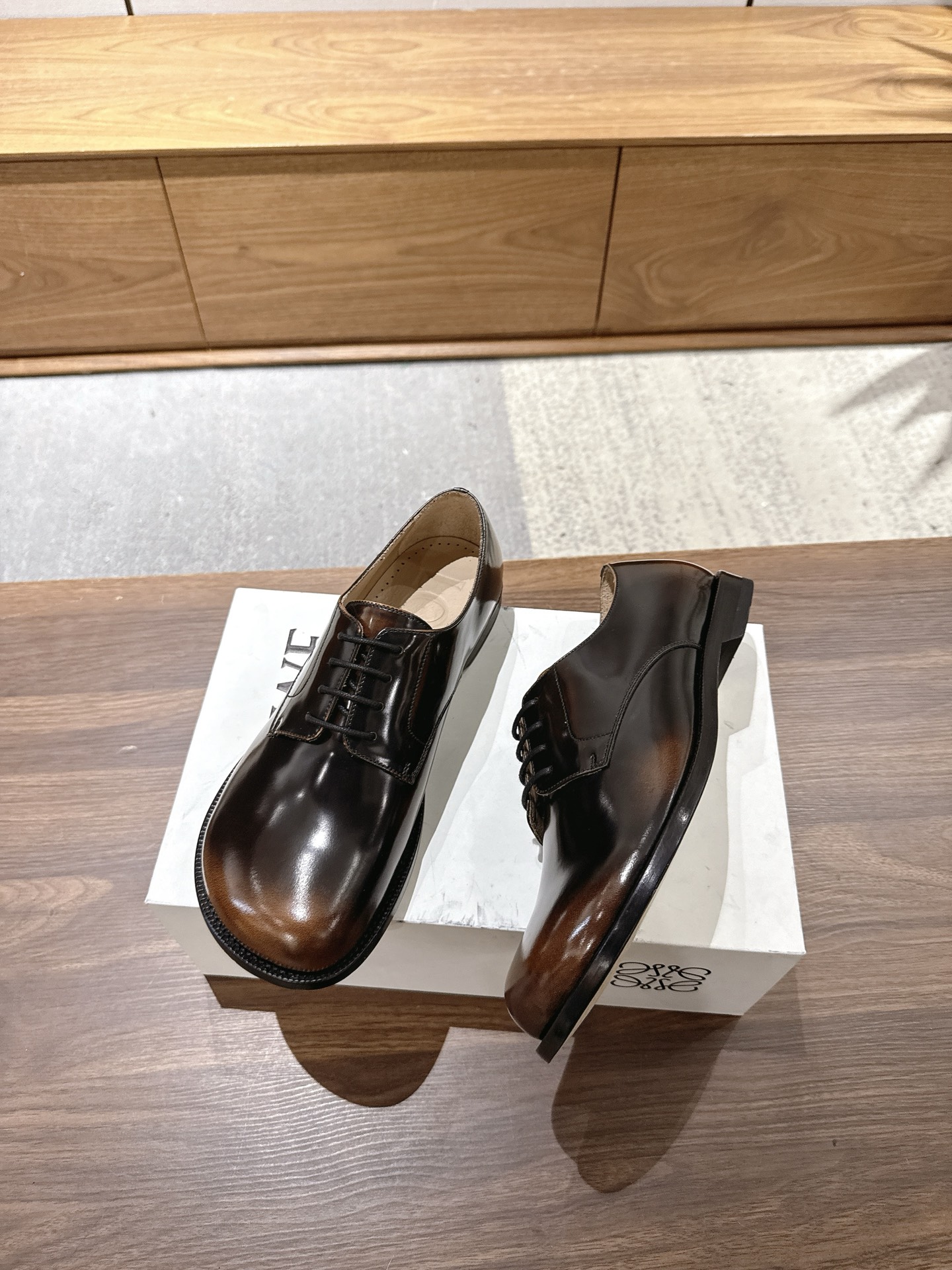 Loewe Premium Leather Oxford Shoes - Stylish & Comfortable Men's Footwear 5 i1754776771887 3767 0 3