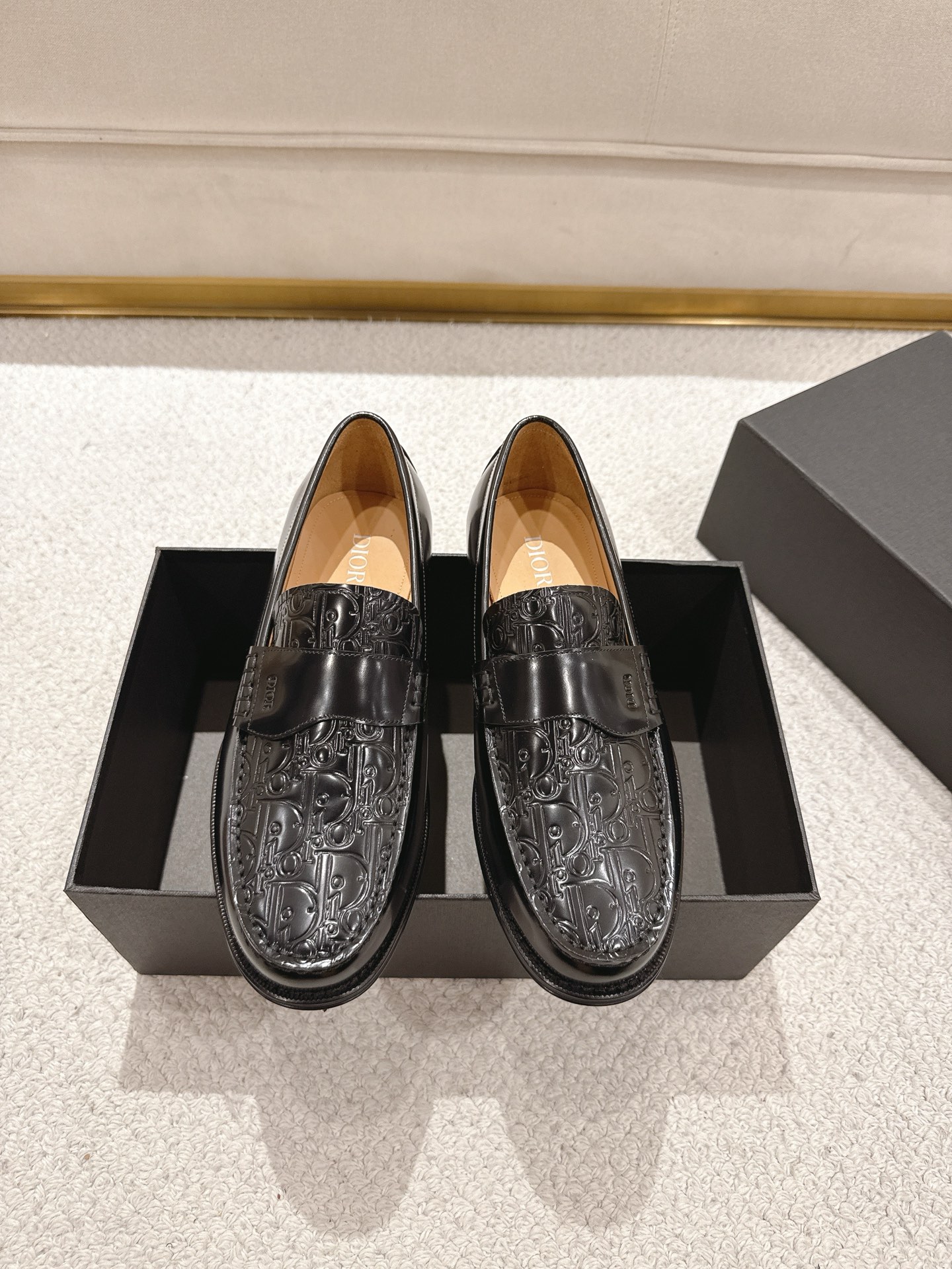 NO:557380,Dio~Di* men's fine casual leather shoes, top quality, imported cowhide upper, water-dyed cowhide lining, genuine leather outsole, standard size 39-44 (38.45.46 customized), batch,, dior, cowhide, Leather soles19860909Dio～迪* 男士精品休闲皮鞋,顶级品质,鞋面进口牛皮,水染牛皮内里,真皮大底,标准码数39-44(38.45.46定制),批,,dior,cowhide,Leather soles,Men's shoes