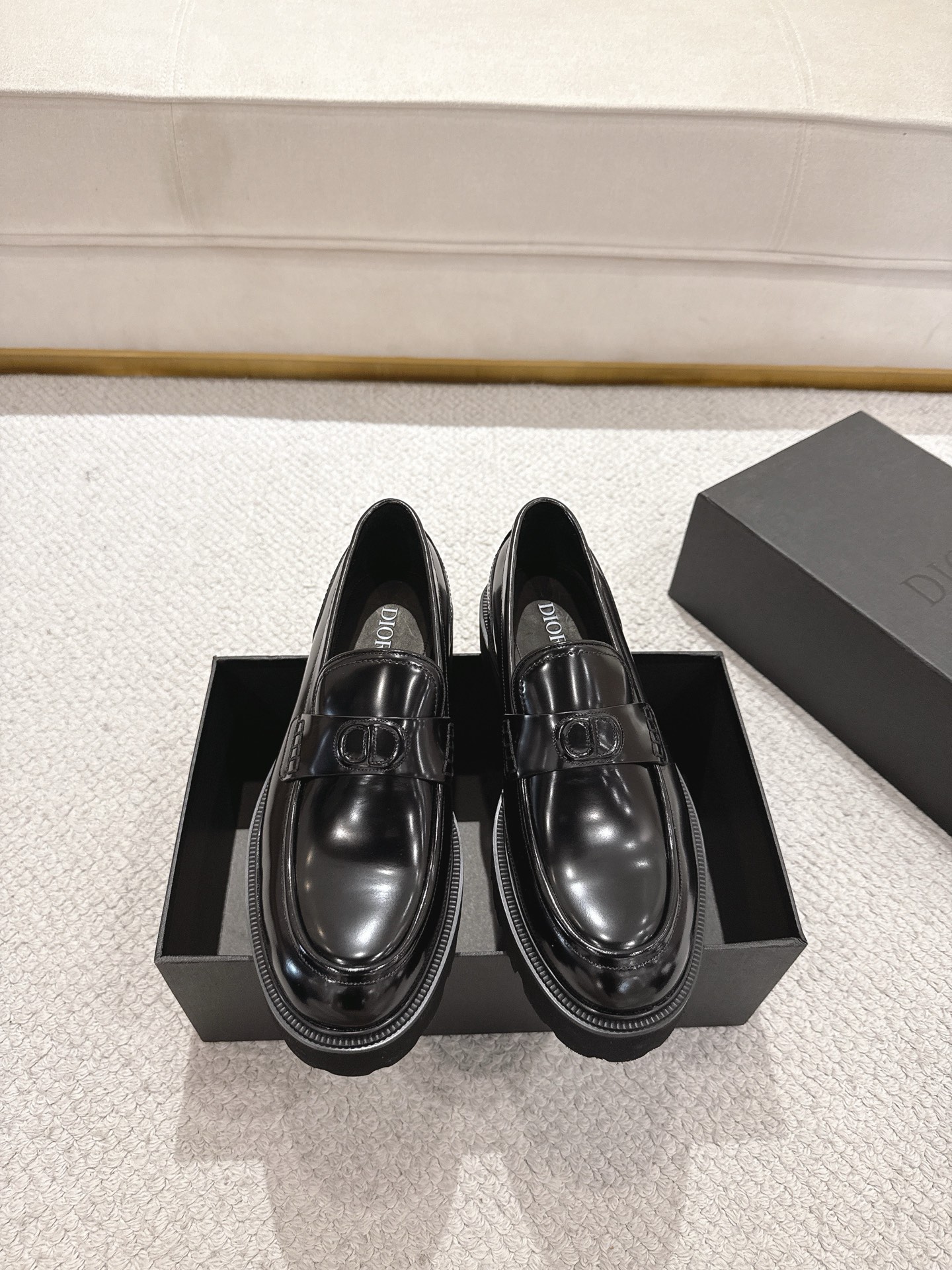 NO:557374,Dio~Di* men's boutique casual leather shoes, top quality, imported cowhide upper, water-dyed cowhide lining, original comfortable foam outsole, standard size 39-44 (customized at 38.45.46), batch,,dior,cowhide19860909Dio～迪* 男士精品休闲皮鞋,顶级品质,鞋面进口牛皮,水染牛皮内里,原版舒适发泡大底,标准码数39-44(38.45.46定制),批,,dior,cowhide,Men's shoes