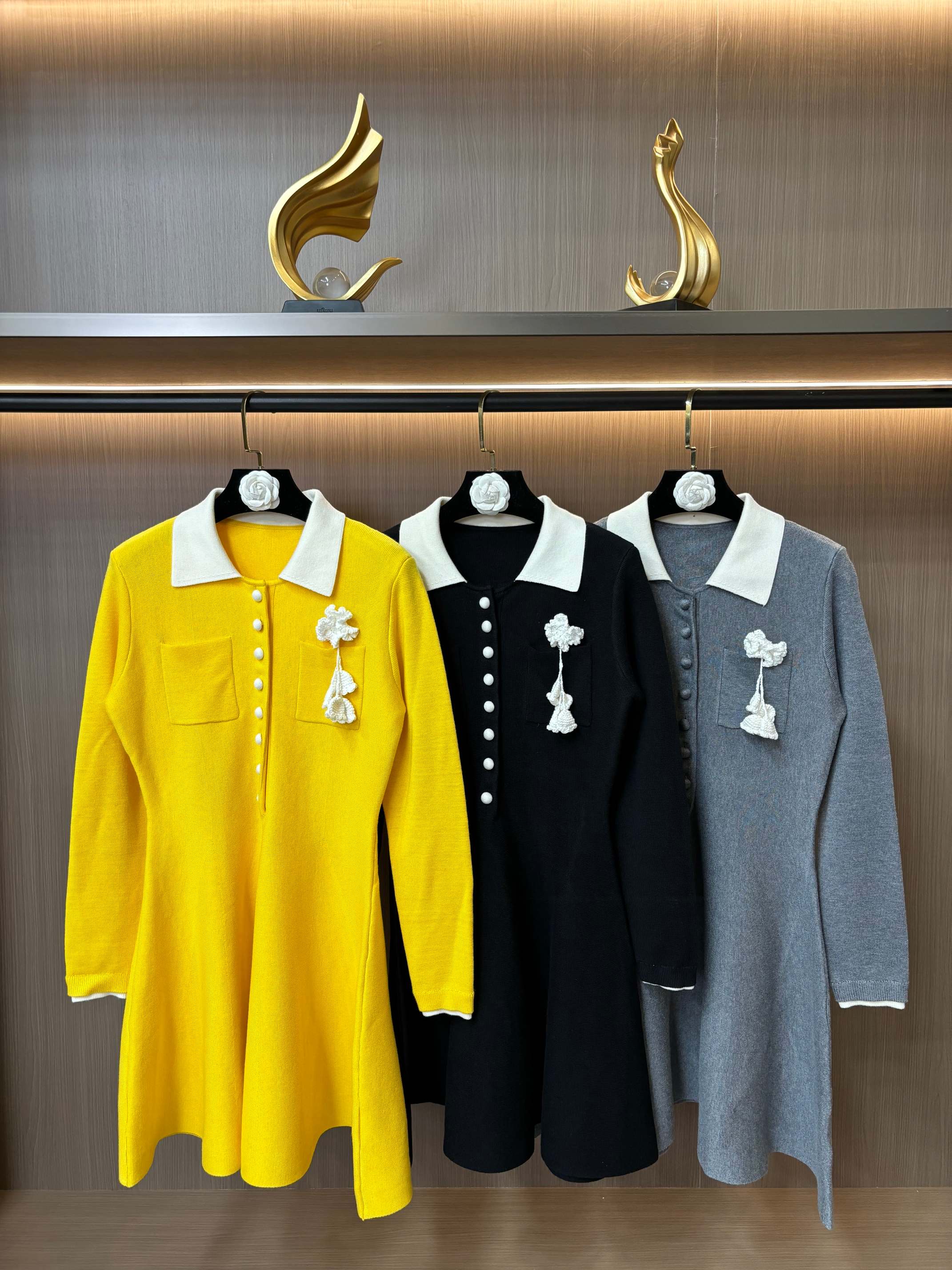 NO:497327,SelfPortrait autumn new women's dress grey knitted skirt floral decoration elegant dress S-XL size, skirts, alexander wang19860909SelfPortrait秋季新品女士连衣裙灰色针织裙花卉装饰优雅连衣裙S-XL码,,skirts,alexander wang,Women's clothing