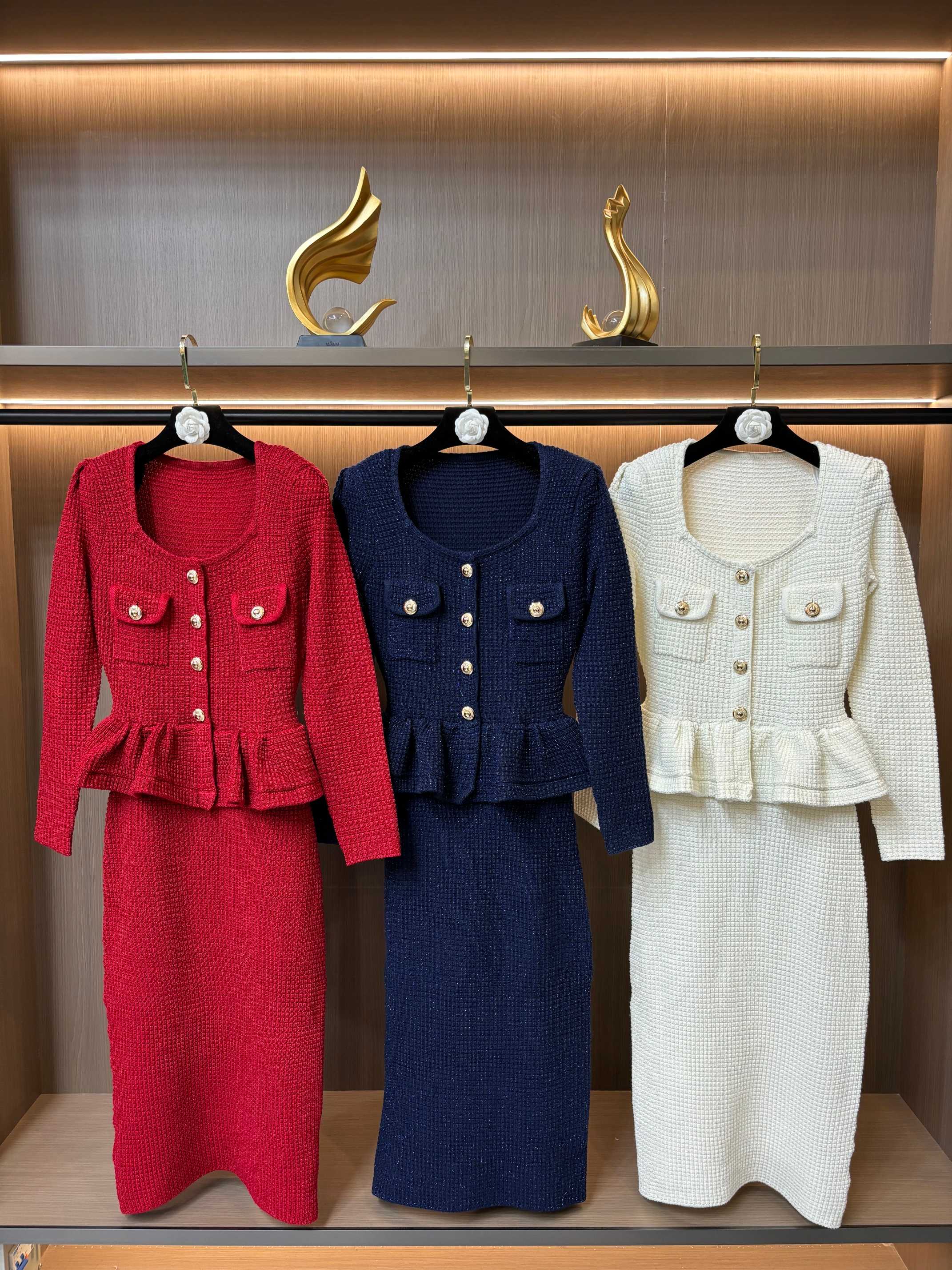 NO:497288,self-portrait 2025 early autumn navy blue square neck temperament slim fit fake two-piece knitted dress S-XL size, skirts, alexander wang19860909self-portrait 2025早秋藏蓝色方领气质修身假两件针织连衣裙S-XL码,,skirts,alexander wang,Women's clothing