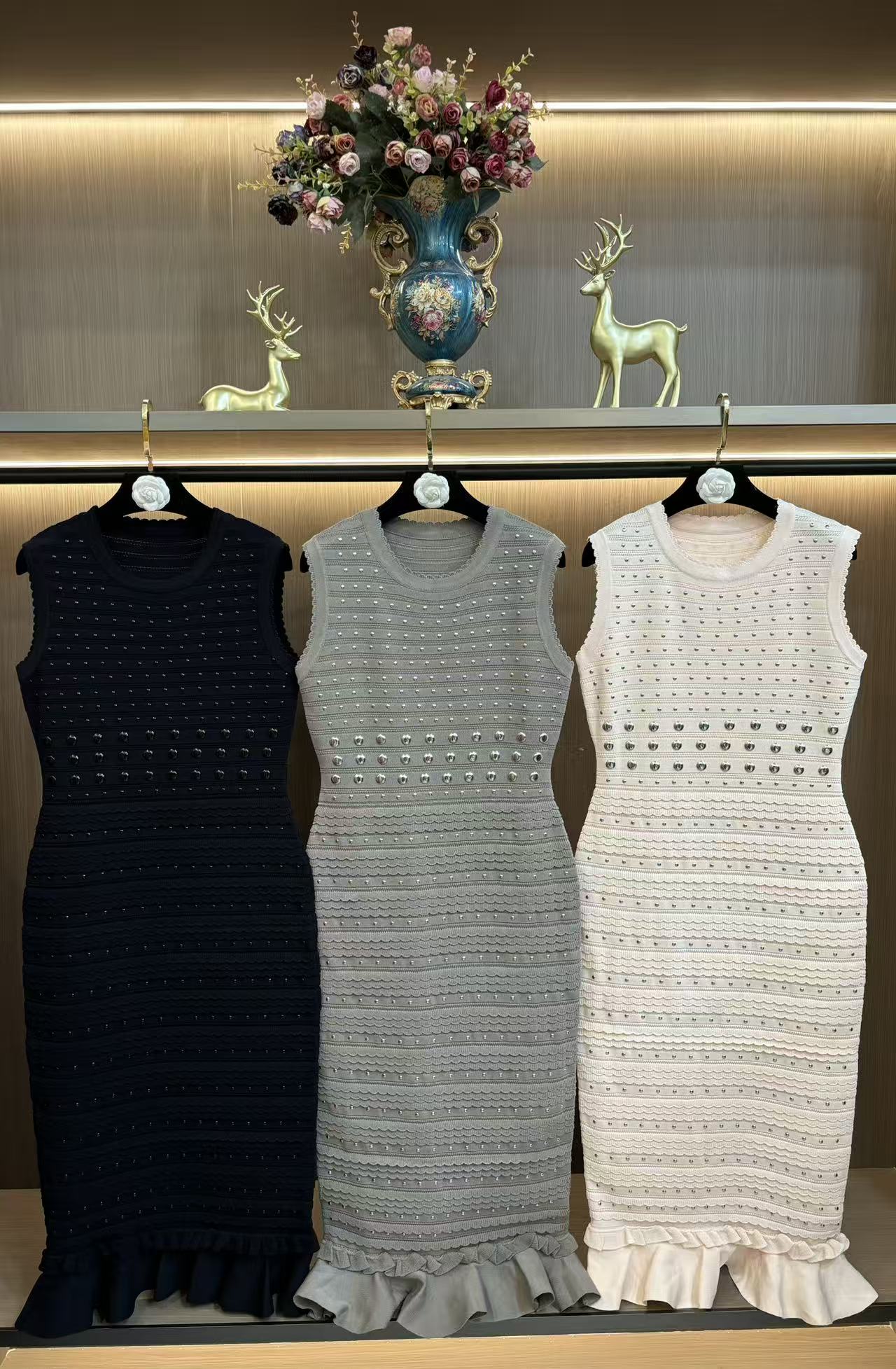 NO:758967,SANDRO2026 new women's French simple black imitation diamond lace long sleeveless knitted dress S-XL size,,skirts,19860909SANDRO2026新款女装法式简约黑色仿钻花边长款无袖针织连衣裙S-XL码,,skirts,,Women's clothing