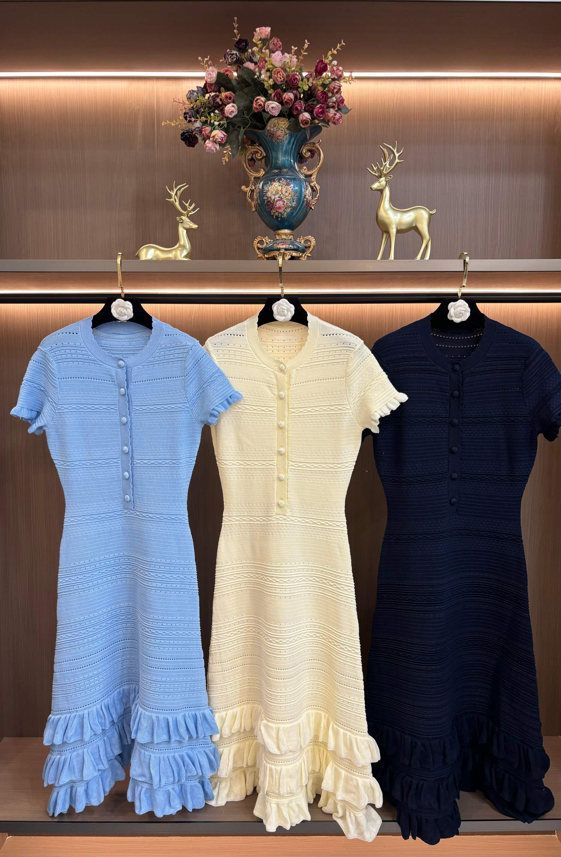 NO:793771,Maje2026 spring and summer new women's French fashion ruffle skirt short-sleeved knitted dress, skirts, T-shirt,19860909Maje2026春夏新款女装法式时尚荷叶边裙摆短袖针织连衣裙,,skirts,T-shirt,,Women's clothing