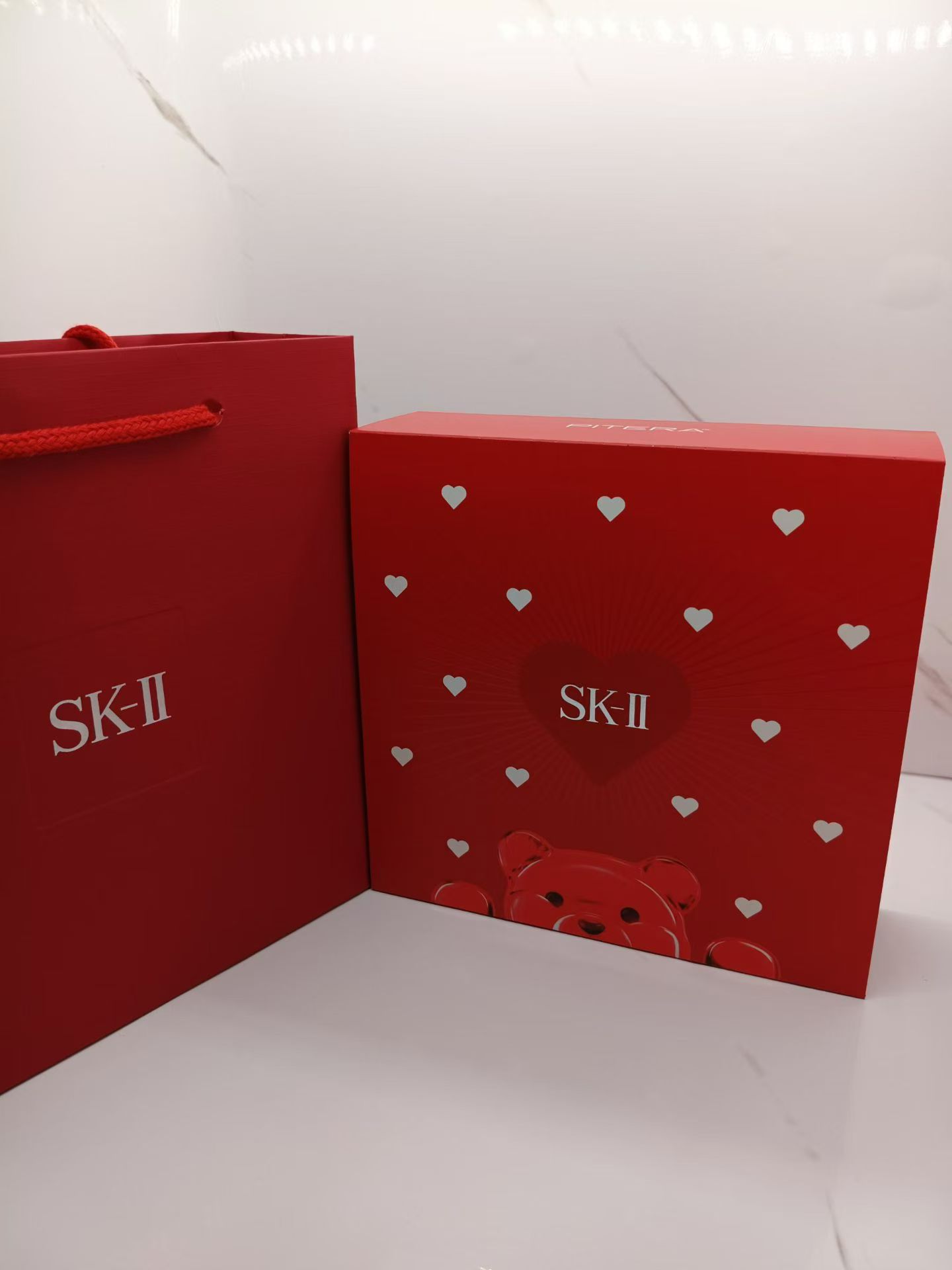 100。新版SK全明星晶透五件套/明通版 🔜 明通版.高质量❗🇯🇵SK-II/SK2全明星晶透五件套【2026最新版】 认准批次号 最新6108A23511 配经典礼袋/圣诞节礼袋 配圣诞小熊封套/520爱心封套 指定礼袋封套请备注…