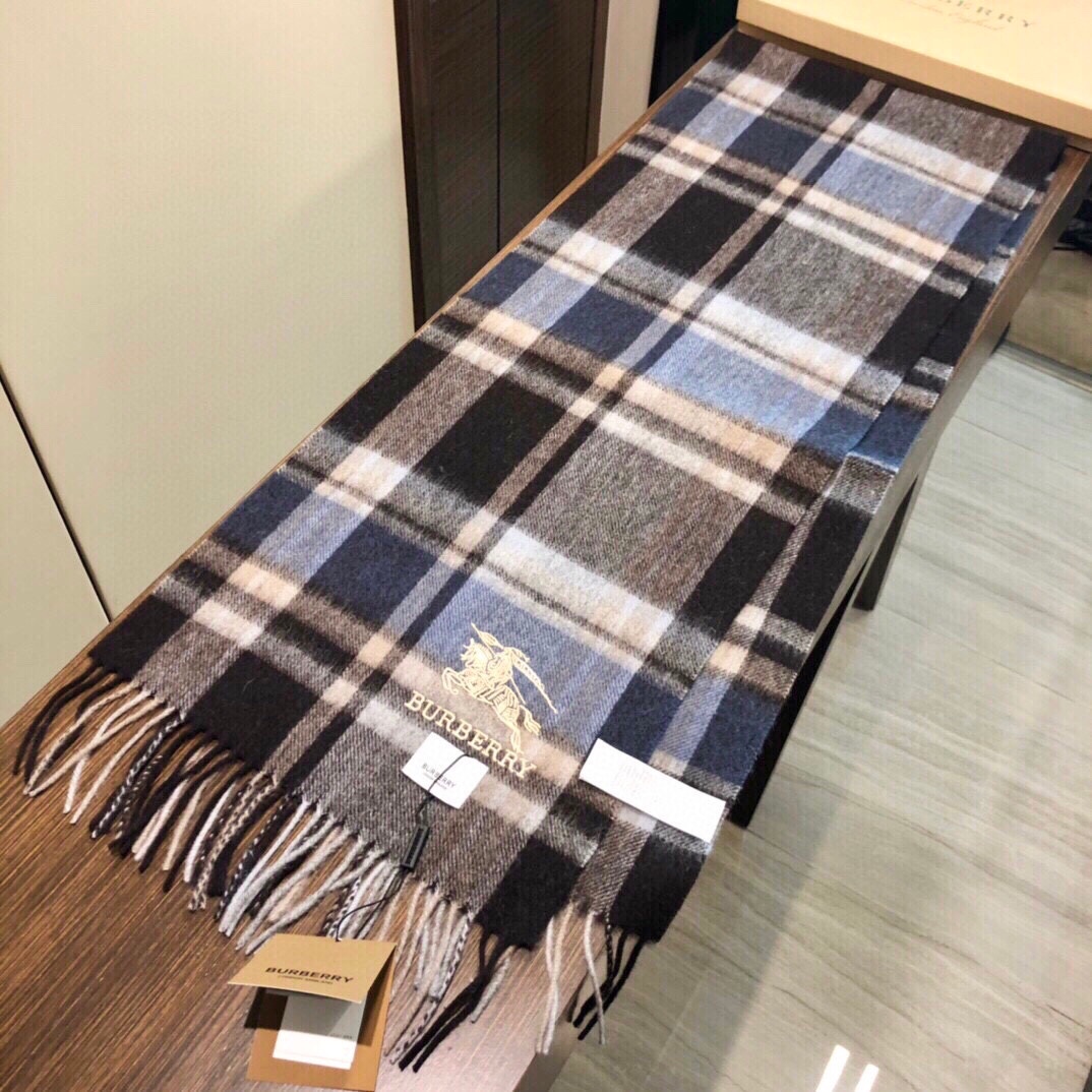 巴宝利欧洲羊绒男女款发售顶级原单正品尾货明星同款优雅温和的时尚之美穿上有型在任何场地都独具特色面料好到爆
