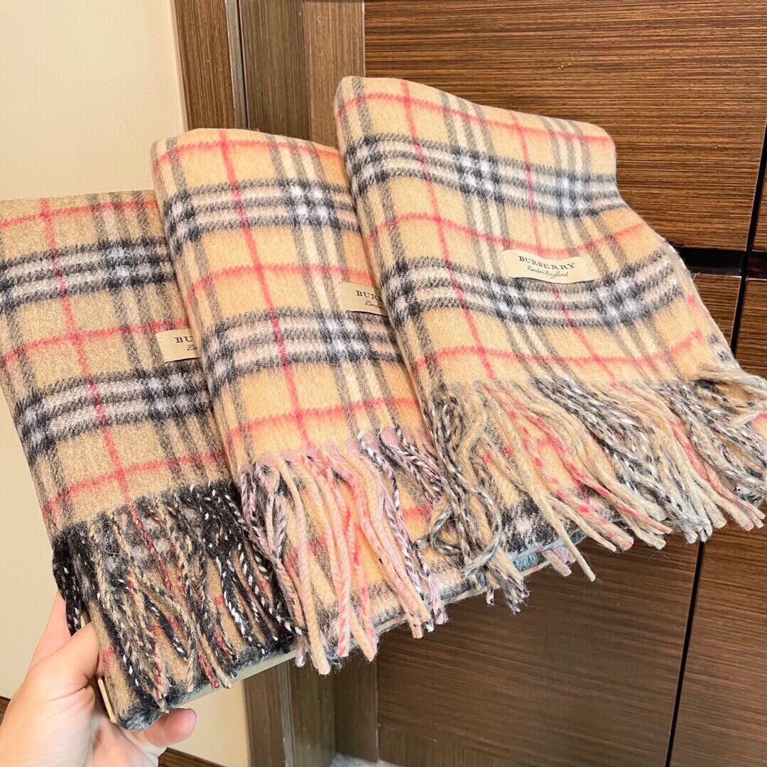 双面羊绒围巾BURBERRY!年度最新火爆围巾!顶级质量高端数码喷绘200*30cm双面围巾两面可用一条
