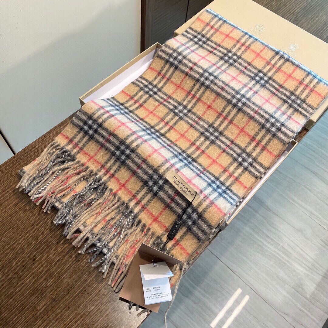 双面羊绒围巾BURBERRY!年度最新火爆围巾!顶级质量高端数码喷绘200*30cm双面围巾两面可用一条