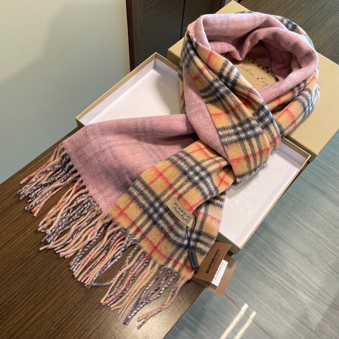 双面羊绒围巾BURBERRY!年度最新火爆围巾!顶级质量高端数码喷绘200*30cm双面围巾两面可用一条