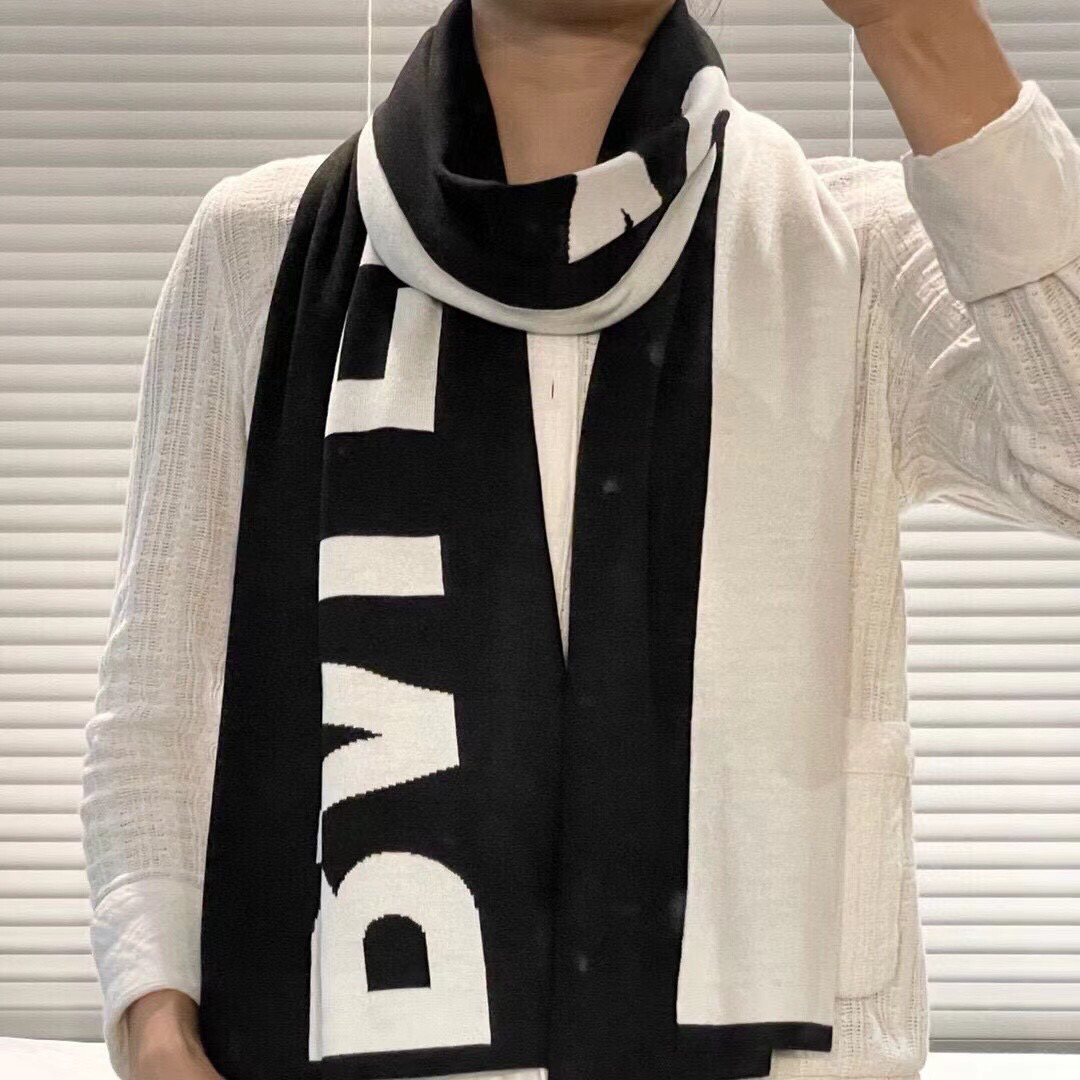 Luxury Crochet Shop: Top-Level Scarfs in High-Class Fashion Colors - 图片 1