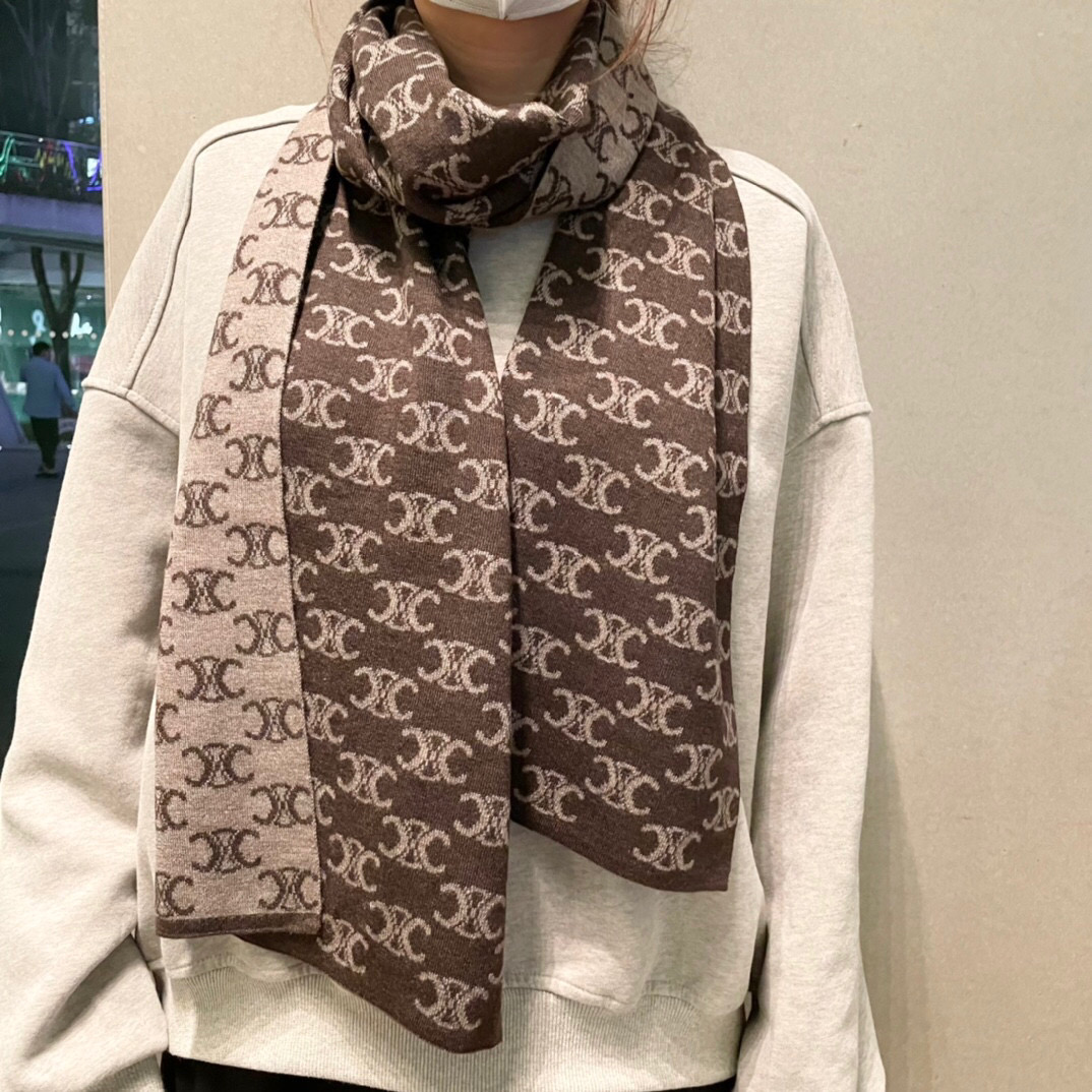 Stylish Celine Bouquet Knitted Scarf: Advanced, Atmospheric, and Acceptable Design - 图片 1